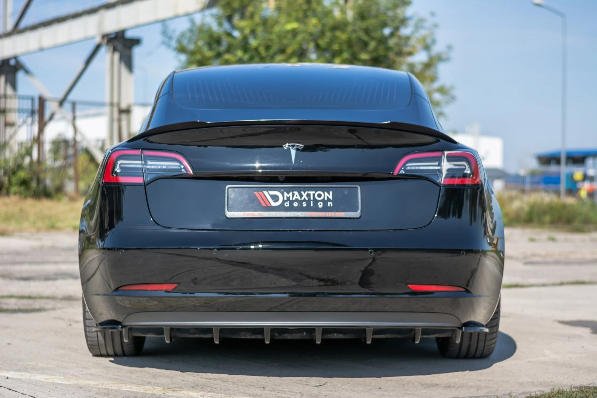 REAR VALANCE TESLA MODEL 3 - Image 4