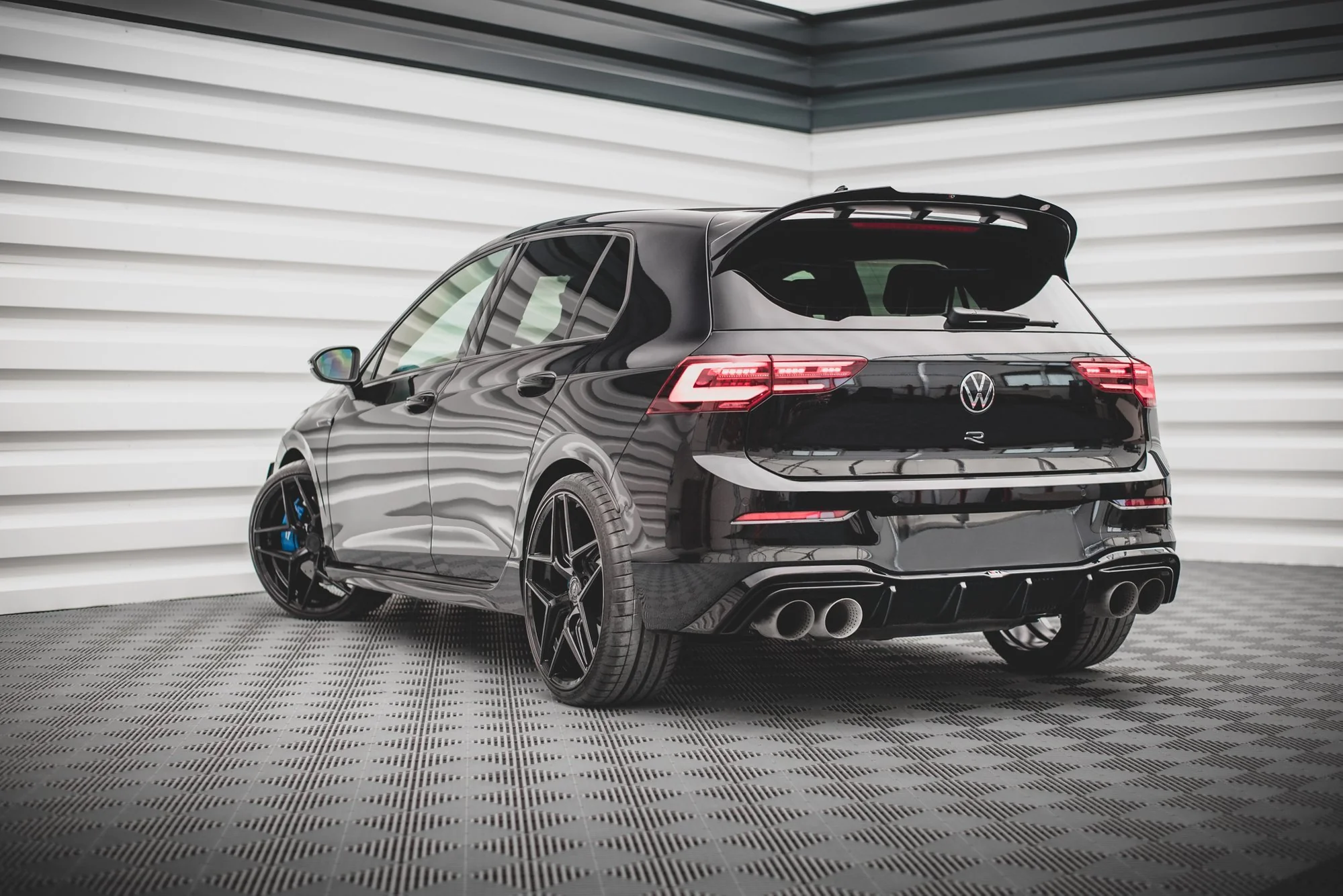REAR VALANCE V.2 VOLKSWAGEN GOLF R MK8 - Image 5