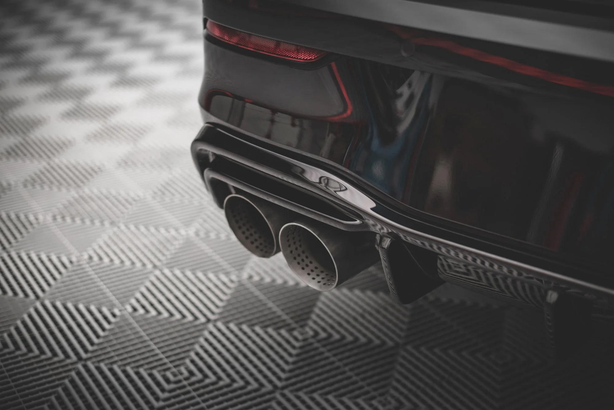 REAR VALANCE V.2 VOLKSWAGEN GOLF R MK8 - Image 6