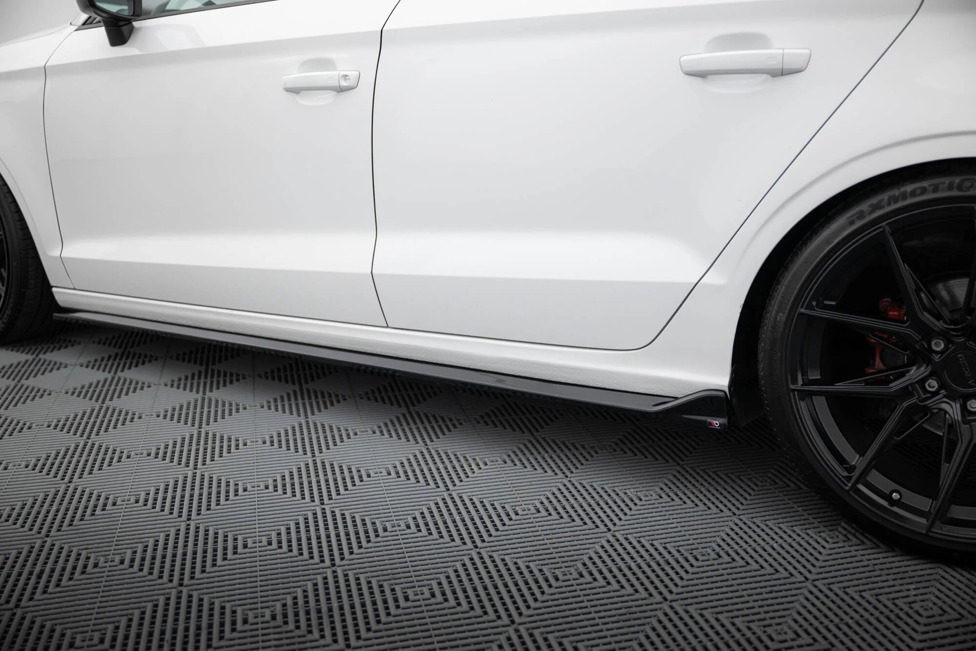Side Skirts Diffusers Audi A3 Sedan 8V - Image 4