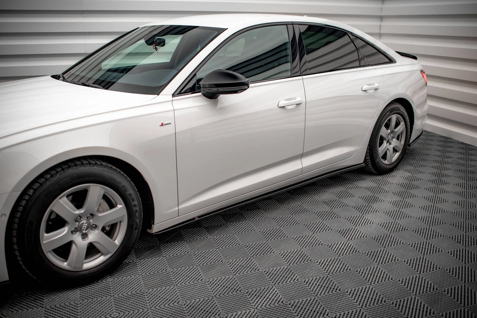SIDE SKIRTS DIFFUSERS AUDI A6 C8 - Image 3