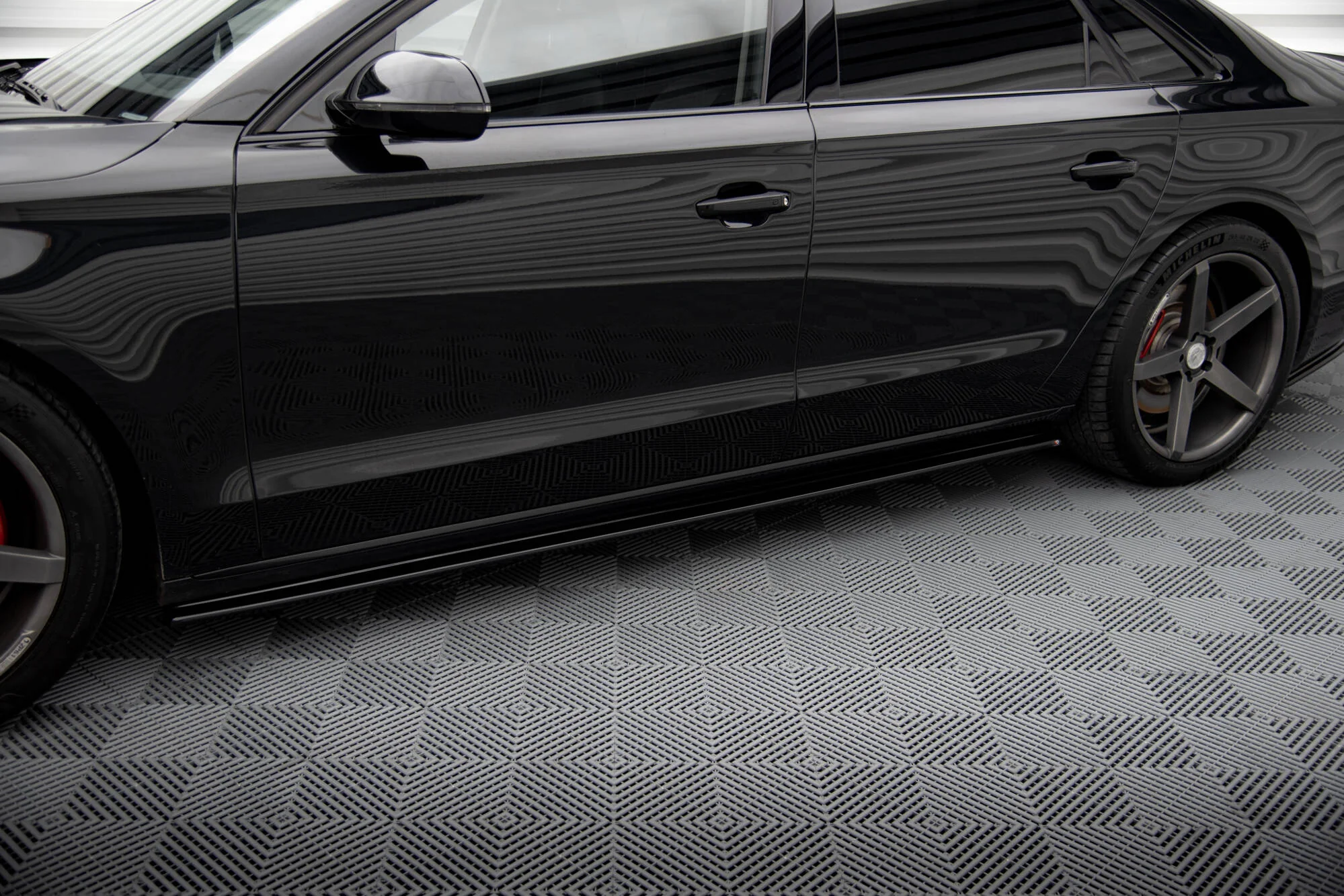 SIDE SKIRTS DIFFUSERS AUDI A8 D4 - Image 3