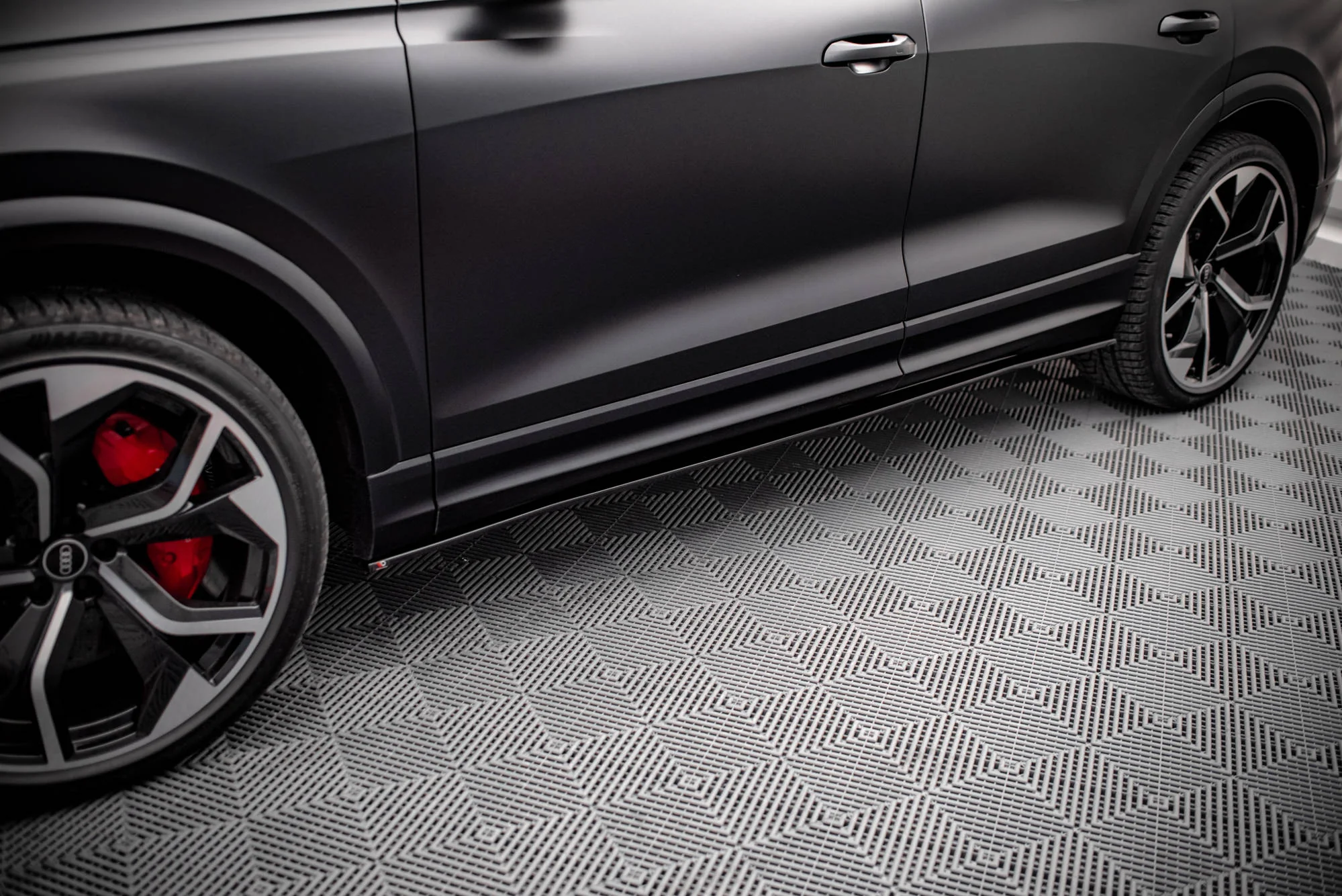 SIDE SKIRTS DIFFUSERS AUDI RSQ8 MK1 - Image 2
