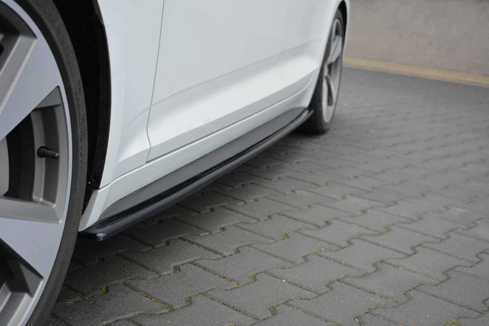 SIDE SKIRTS DIFFUSERS AUDI S5 / A5 S-LINE F5 SPORTBACK - Image 2