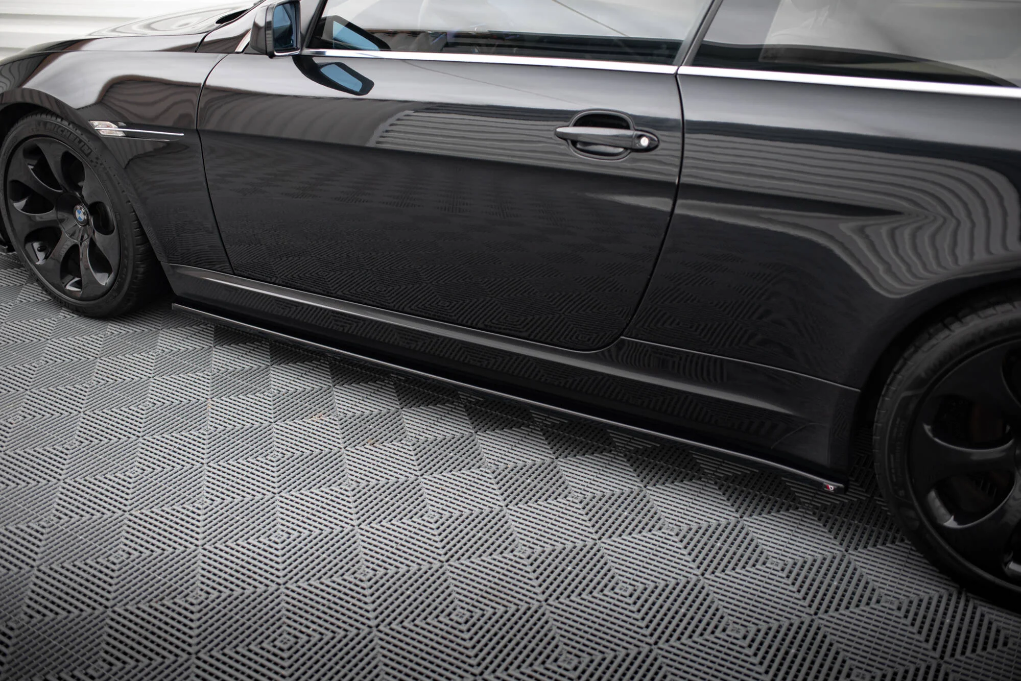 SIDE SKIRTS DIFFUSERS BMW 6 E63 / E64 (PREFACE MODEL) - Image 4