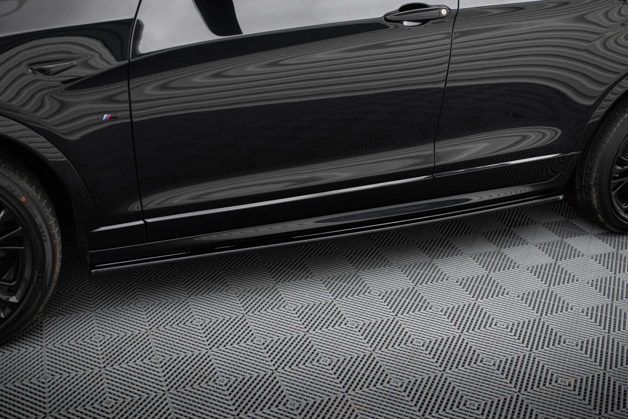 SIDE SKIRTS DIFFUSERS BMW X4 M-PACK - Image 3