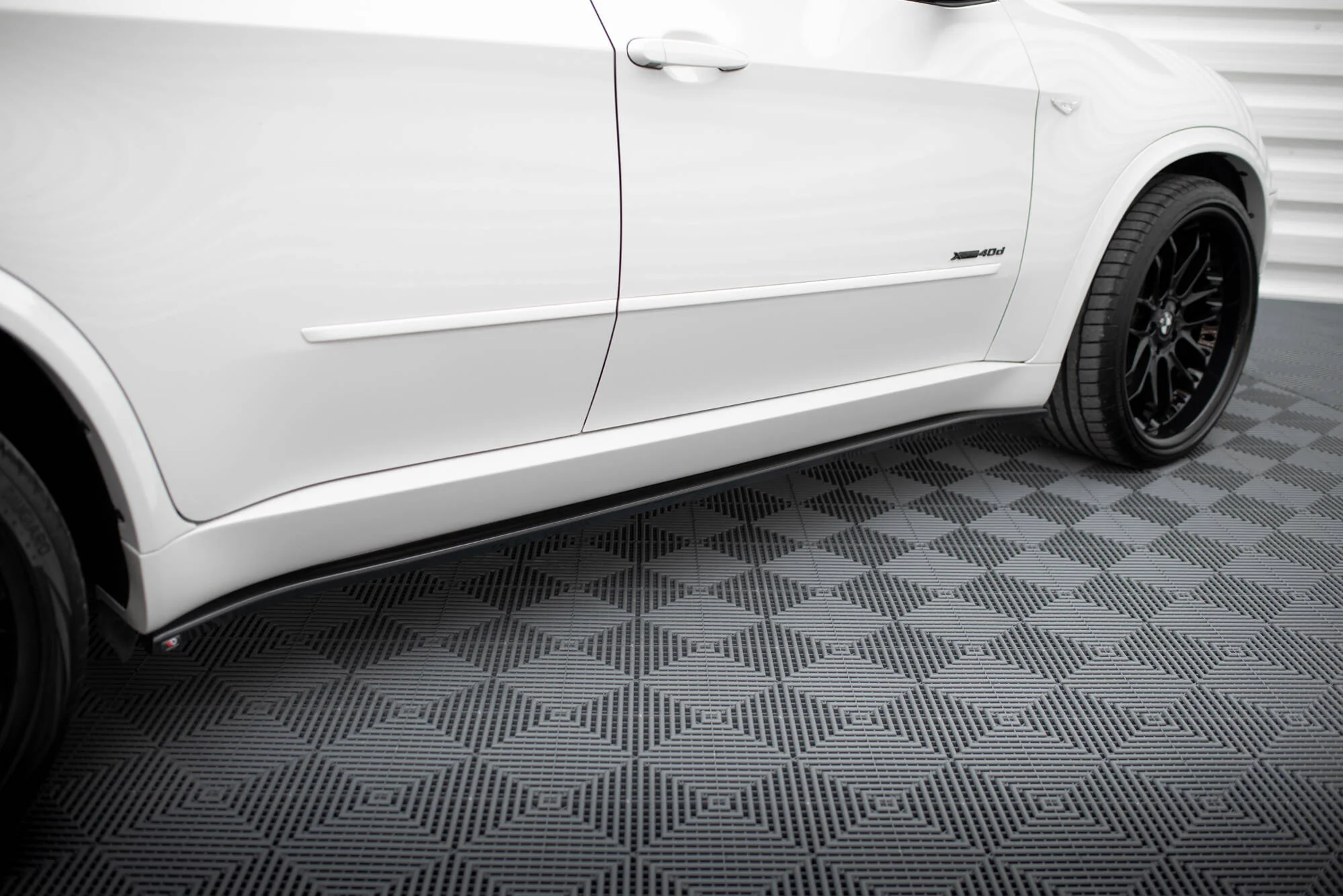 SIDE SKIRTS DIFFUSERS BMW X5 E70 FACELIFT M-PACK - Image 2