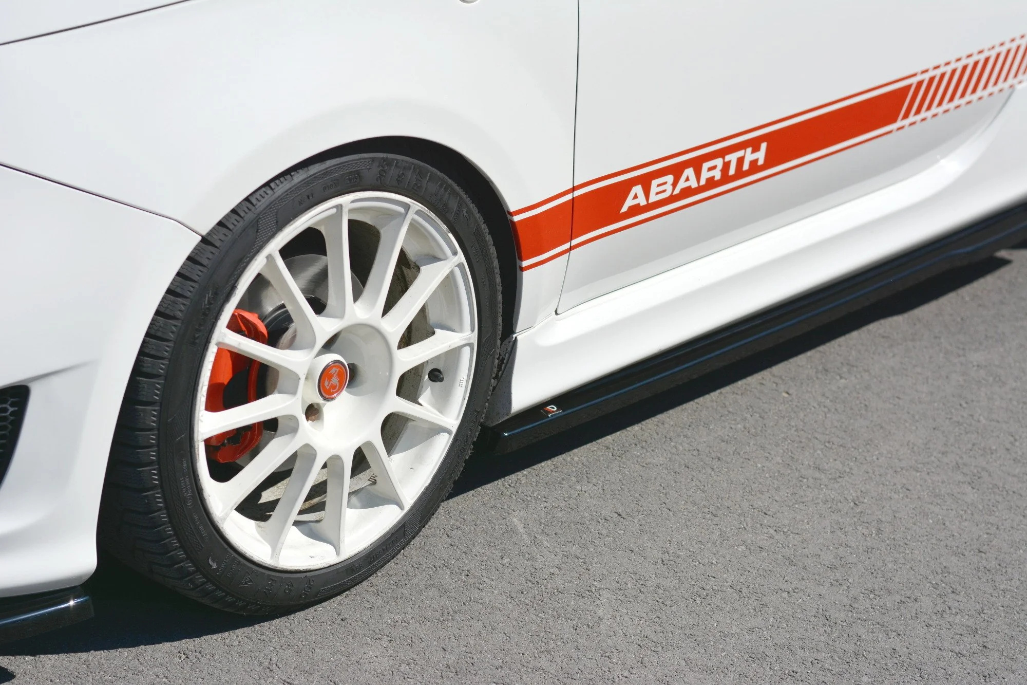 SIDE SKIRTS DIFFUSERS FIAT 500 ABARTH MK1 - Image 3