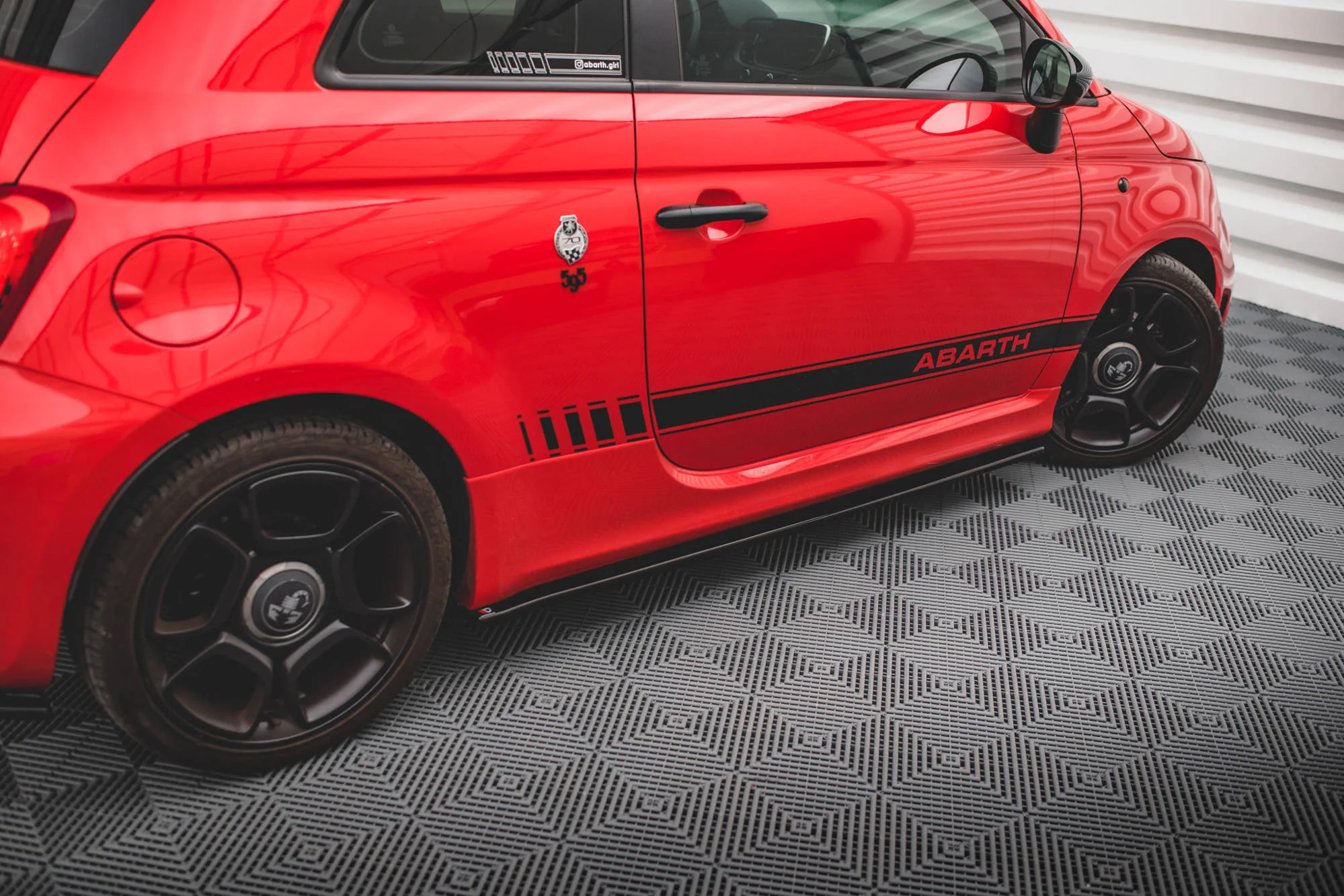 SIDE SKIRTS DIFFUSERS FIAT 500 ABARTH MK1 FACELIFT - Image 3