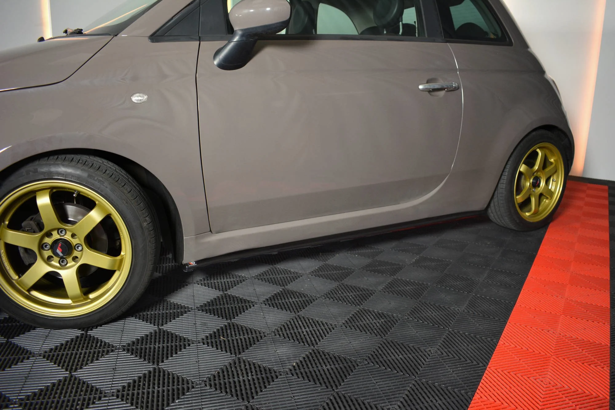 SIDE SKIRTS DIFFUSERS FIAT 500 HATCHBACK PREFACE - Image 4