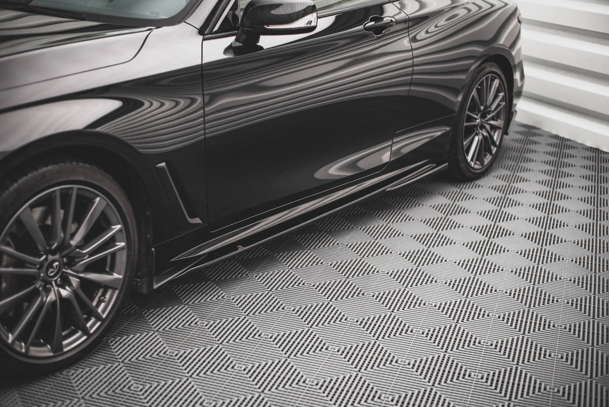 SIDE SKIRTS DIFFUSERS INFINITI Q60 S MK2 - Image 4
