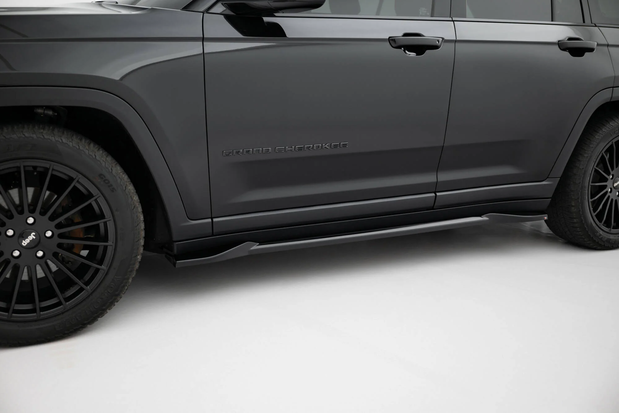 Side Skirts Diffusers Jeep Grand Cherokee Mk5 - Image 3