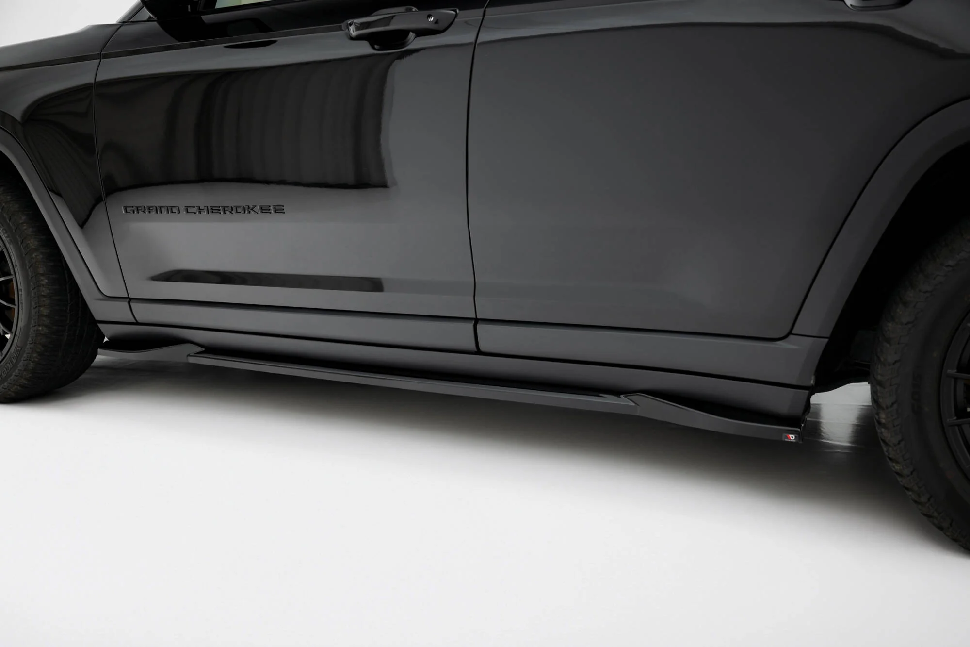 Side Skirts Diffusers Jeep Grand Cherokee Mk5 - Image 4