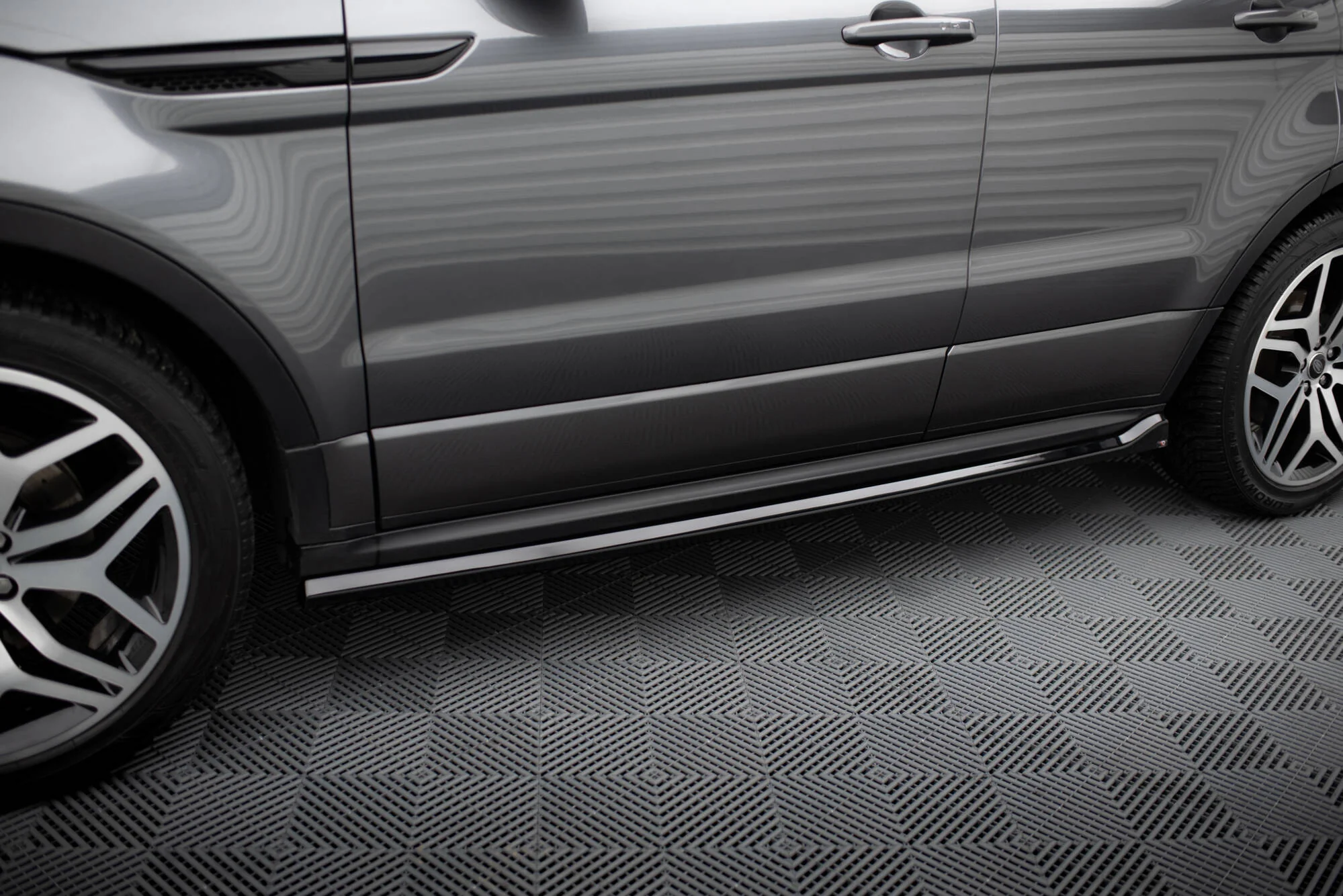 SIDE SKIRTS DIFFUSERS LAND ROVER RANGE ROVER EVOQUE MK1 FACELIFT - Image 3