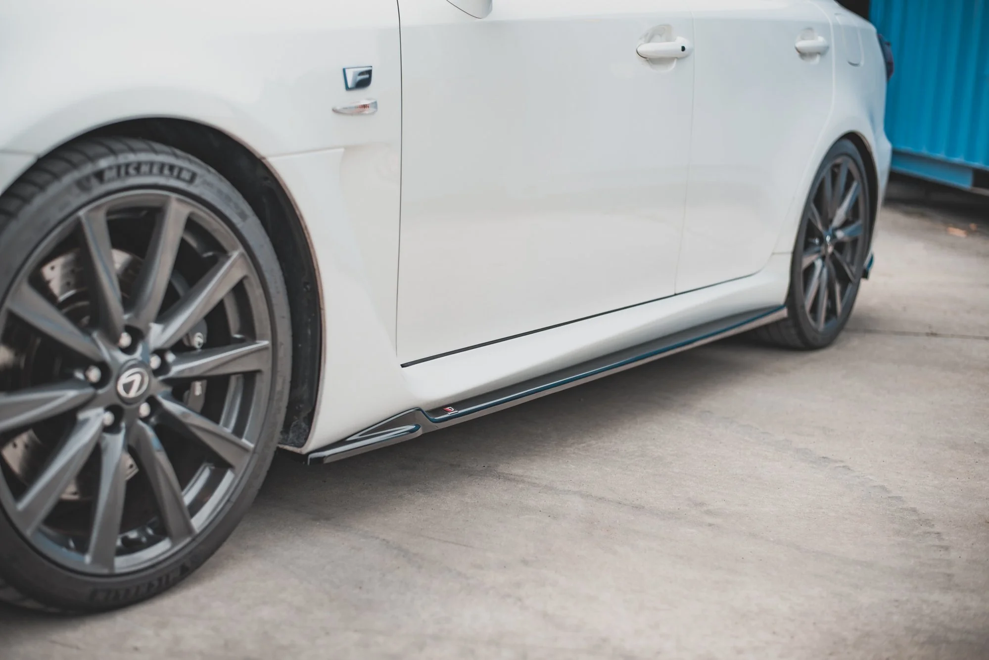 SIDE SKIRTS DIFFUSERS LEXUS IS F MK2 - Image 3