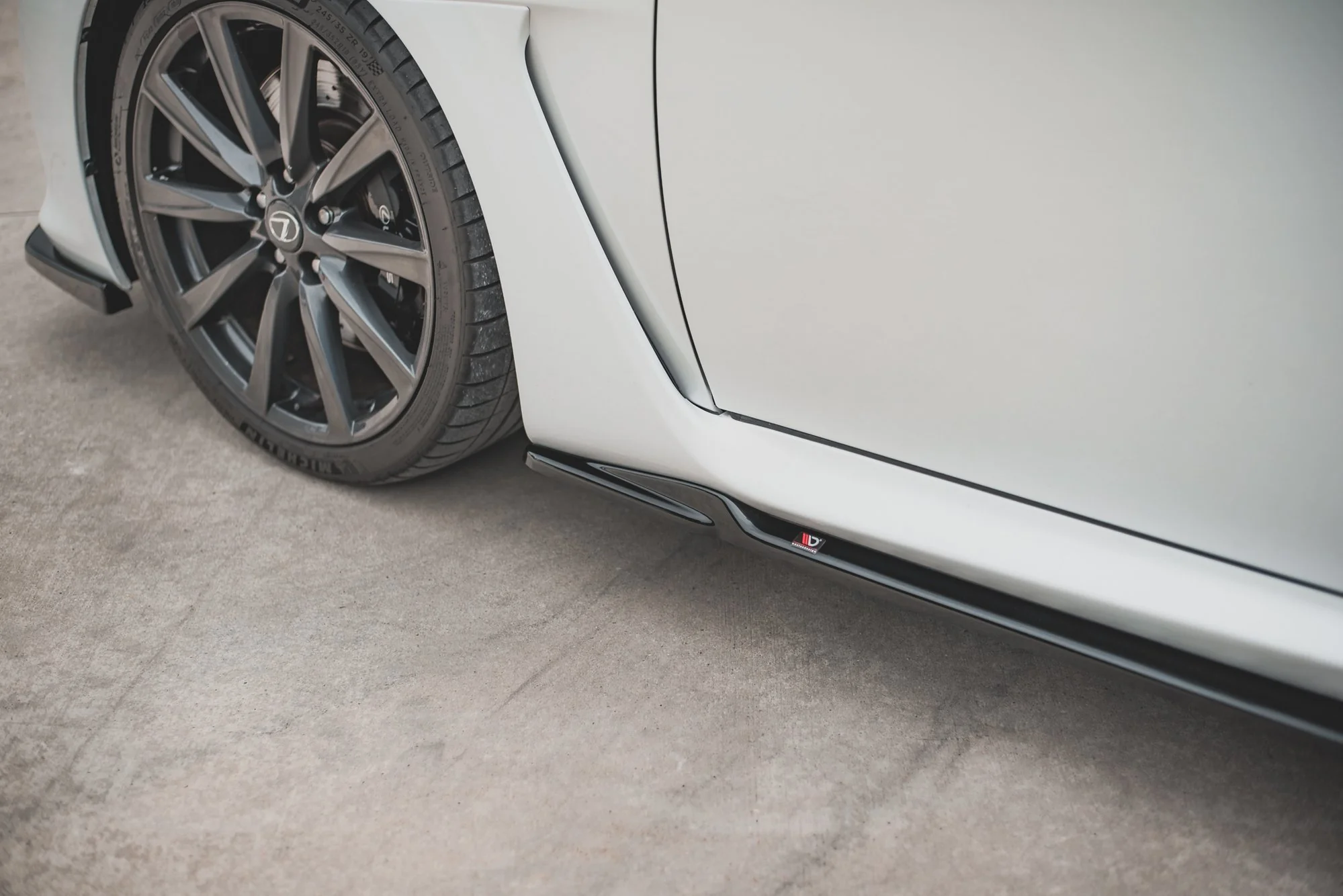SIDE SKIRTS DIFFUSERS LEXUS IS F MK2 - Image 4