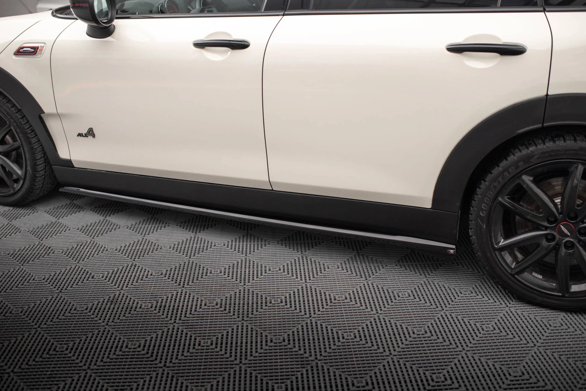 SIDE SKIRTS DIFFUSERS MINI COOPER CLUBMAN JOHN COOPER WORKS F54 FACELIFT - Image 3