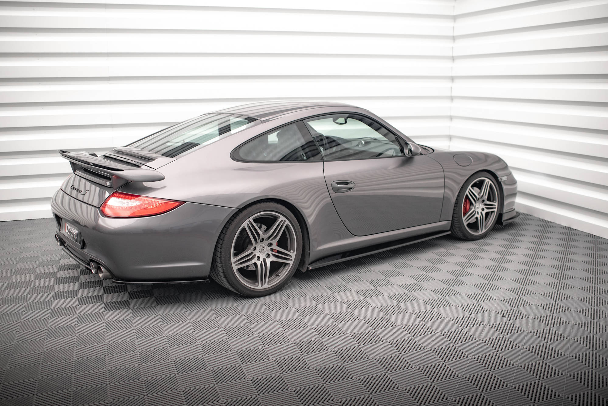 Side Skirts Diffusers Porsche 911 Carrera / Carrera GTS 997 Facelift - Image 4