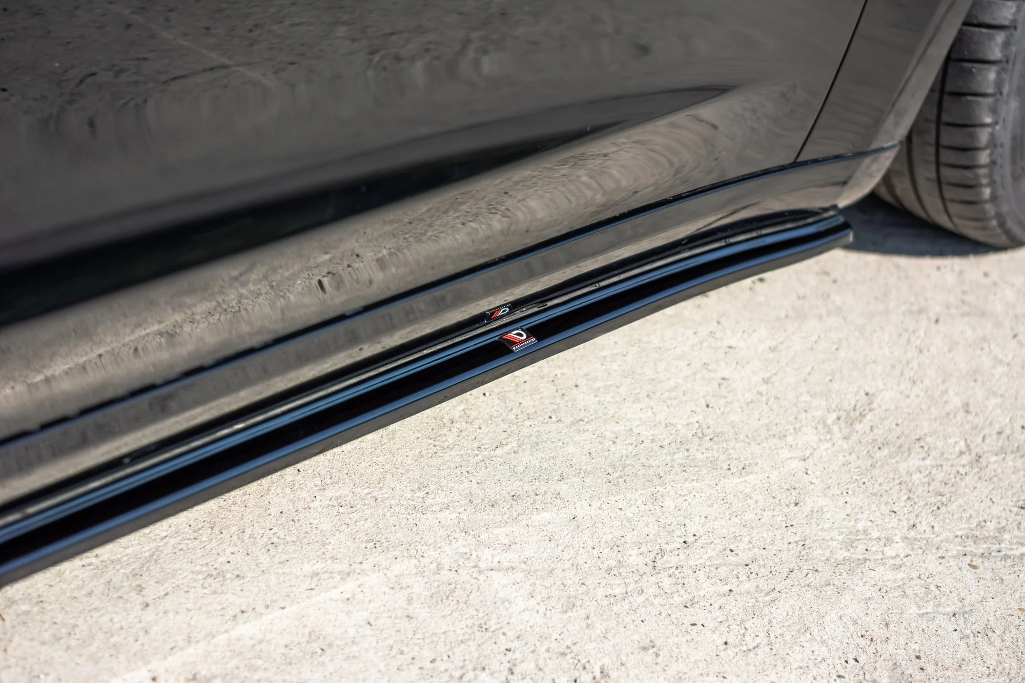 SIDE SKIRTS DIFFUSERS TESLA MODEL 3 - Image 4