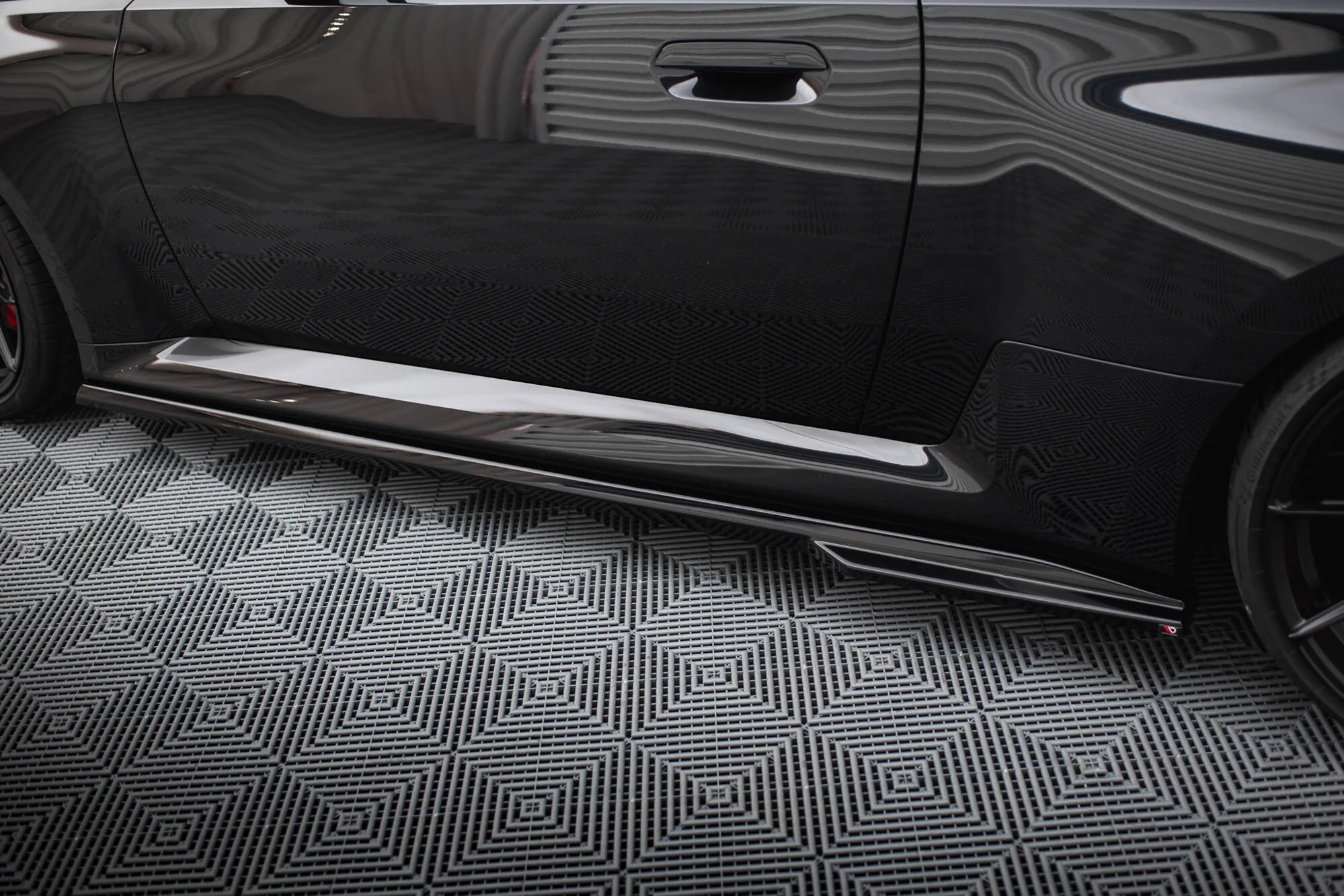 SIDE SKIRTS DIFFUSERS V.1 BMW M2 G87 - Image 4