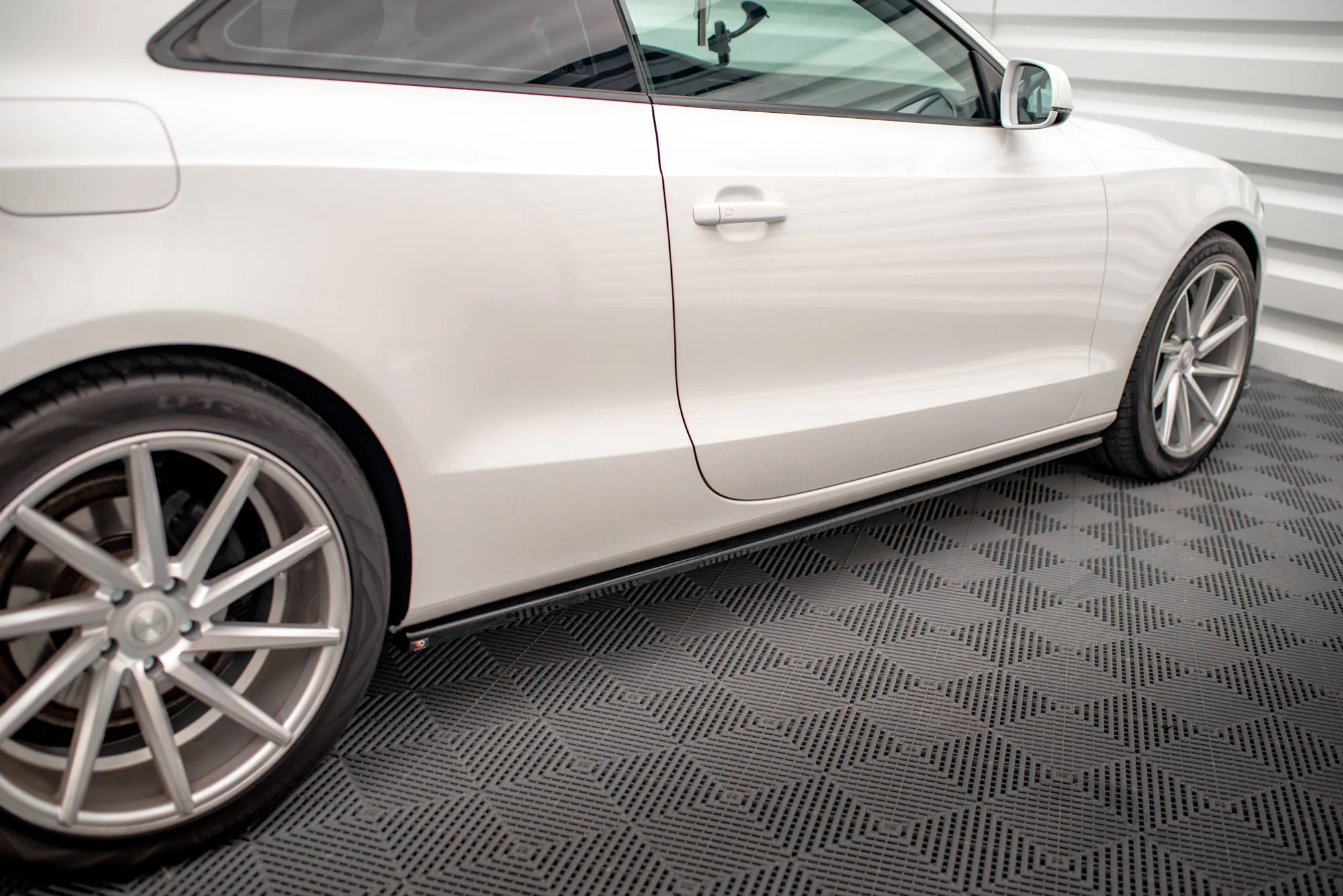 SIDE SKIRTS DIFFUSERS V.2 AUDI A5 / A5 S-LINE / S5 COUPE 8T - Image 4