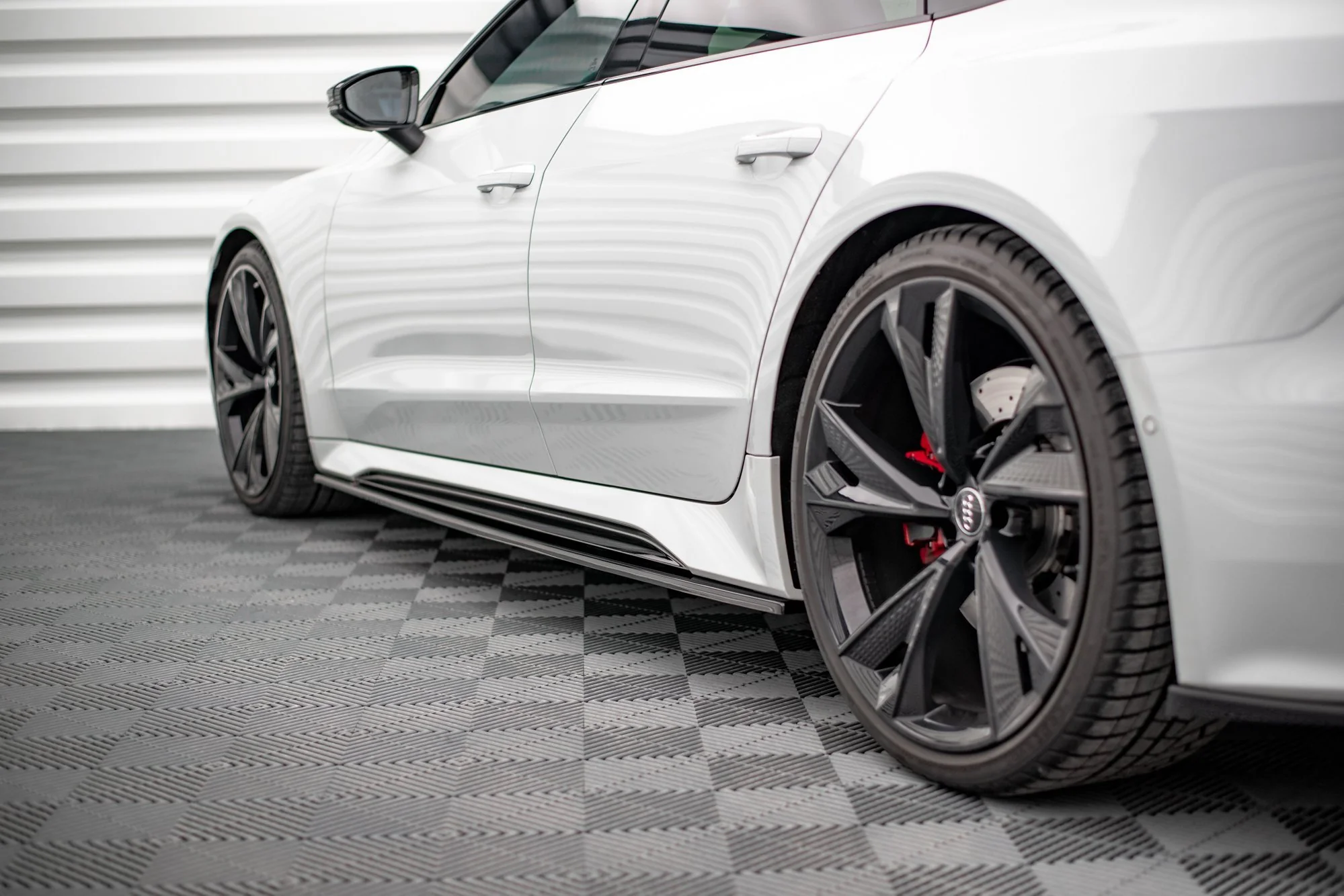SIDE SKIRTS DIFFUSERS V.2 AUDI RS6 C8 - Image 3
