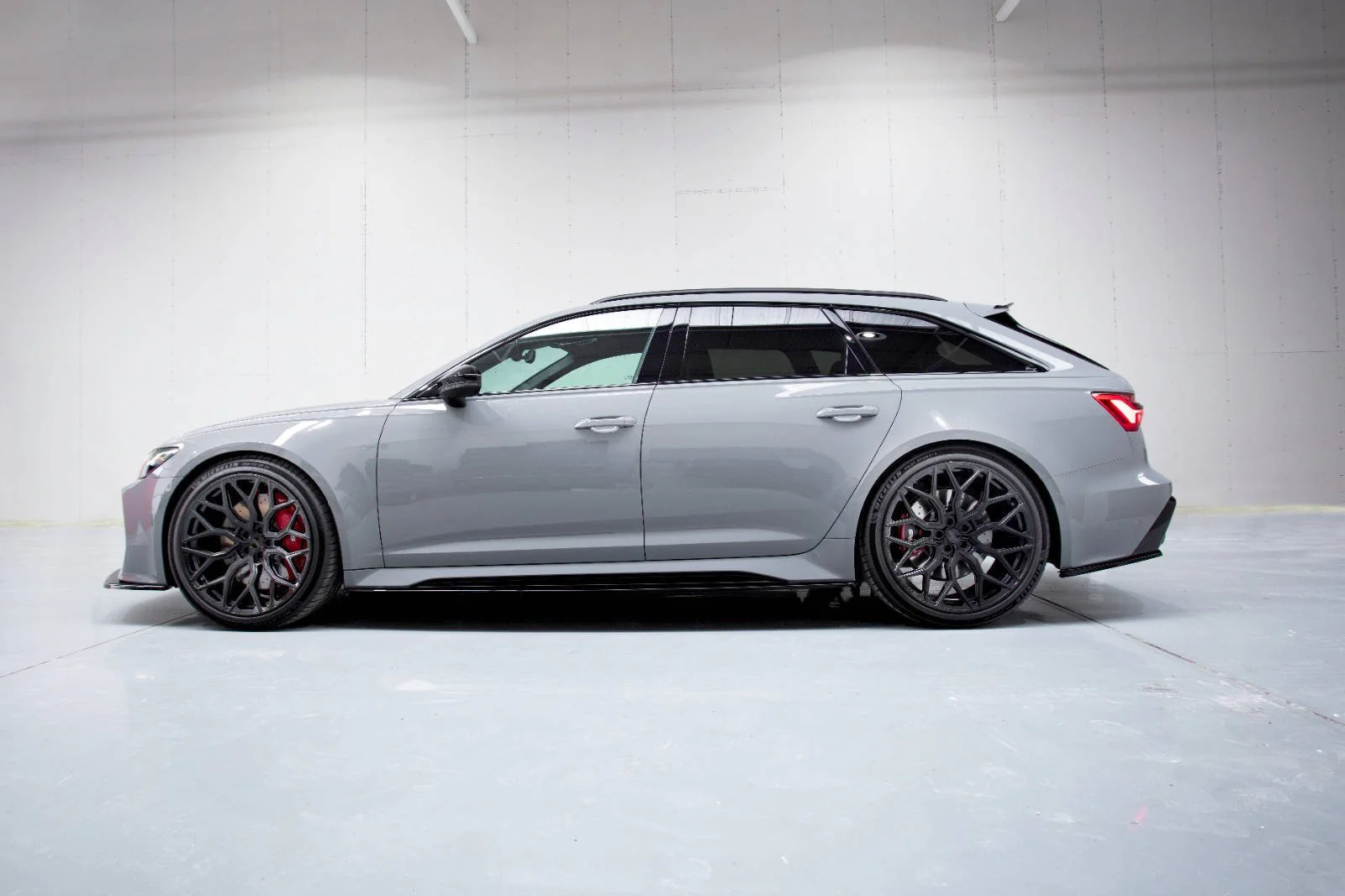 SIDE SKIRTS DIFFUSERS V.2 AUDI RS6 C8 - Image 5