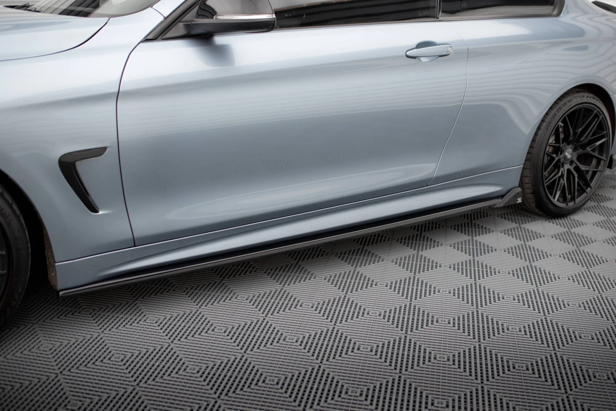 SIDE SKIRTS DIFFUSERS V.2 BMW 4 COUPE M-PACK F32 - Image 3