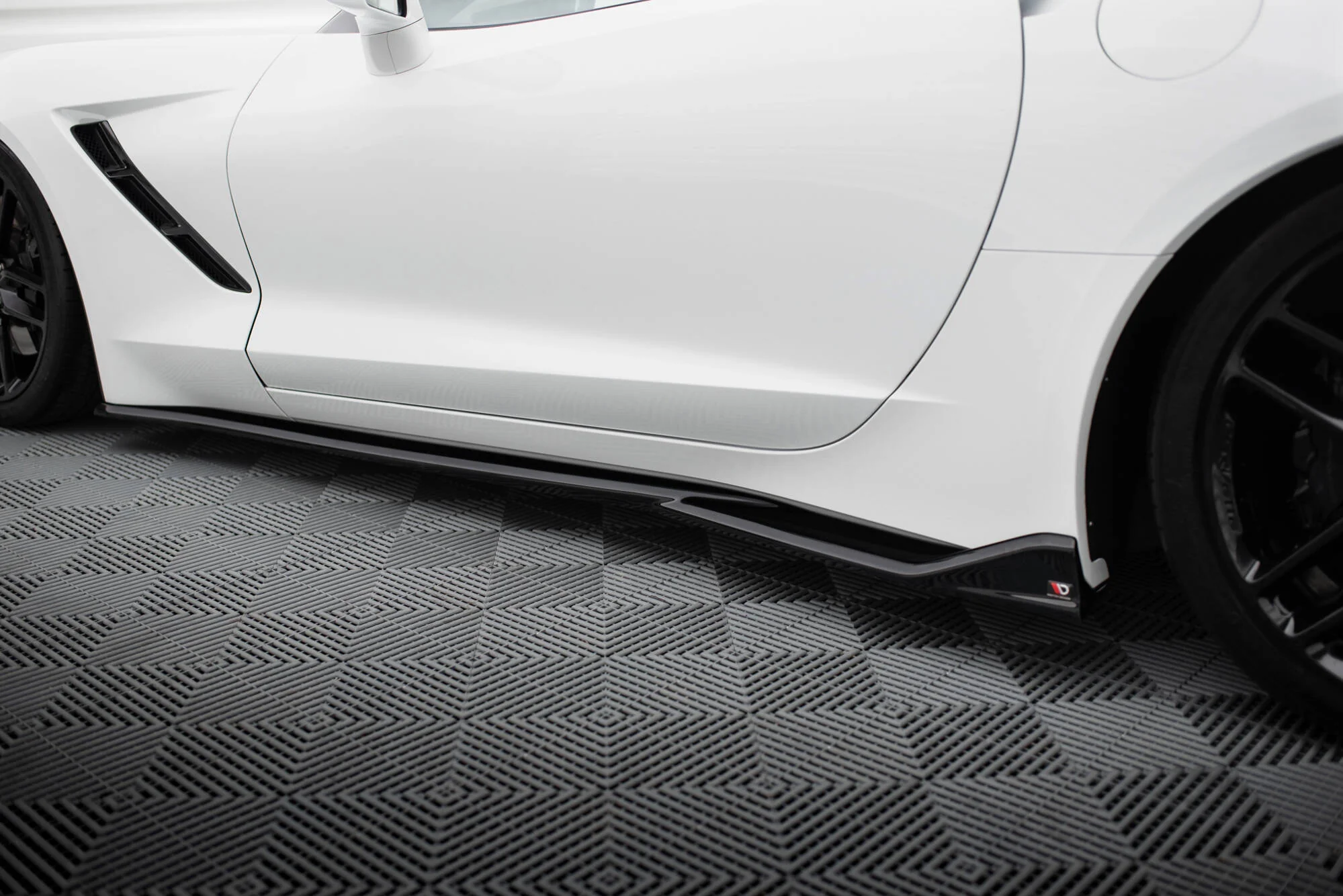 SIDE SKIRTS DIFFUSERS V.2 CHEVROLET CORVETTE C7 - Image 4