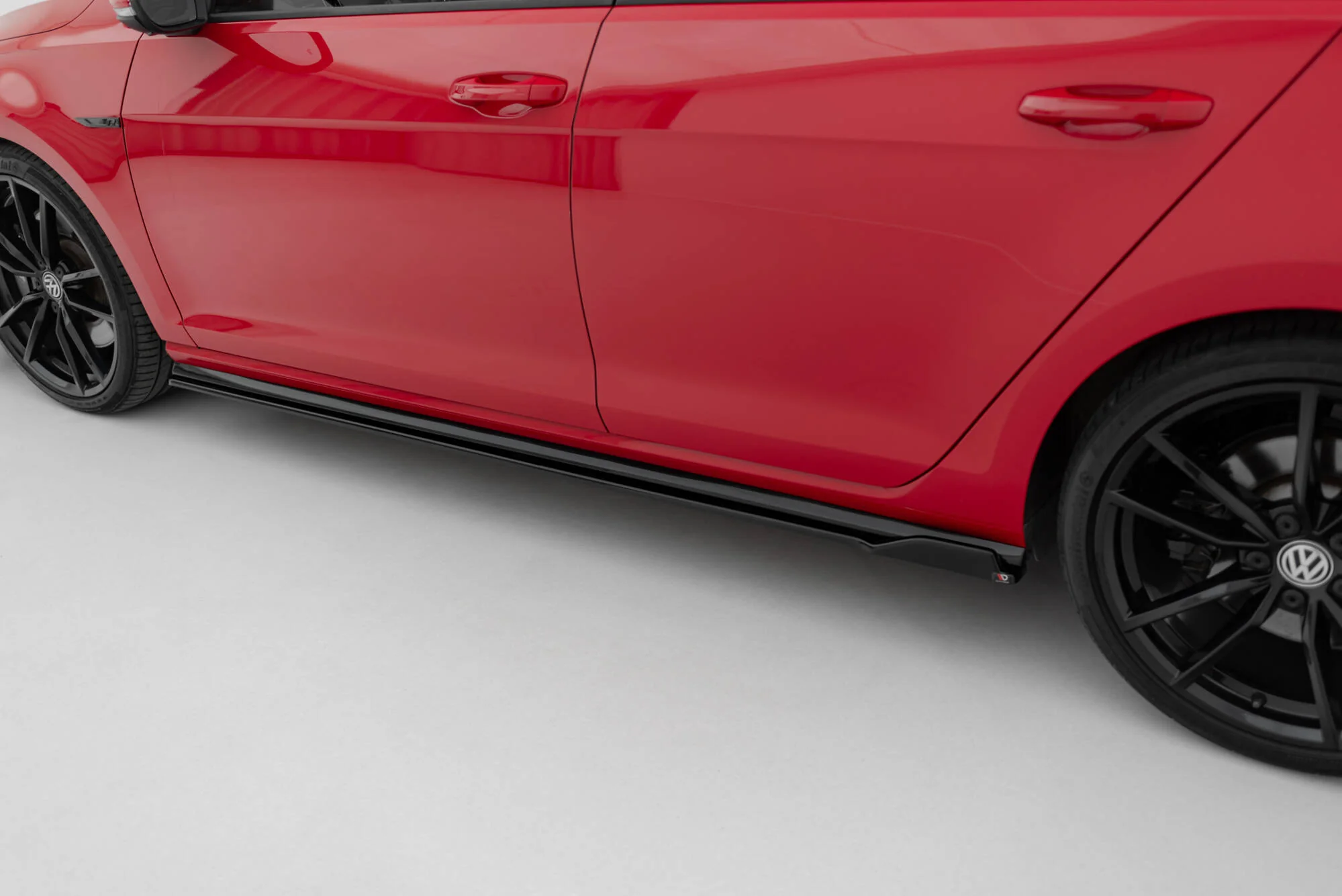 SIDE SKIRTS DIFFUSERS VW GOLF VII R (FACELIFT) - Image 4