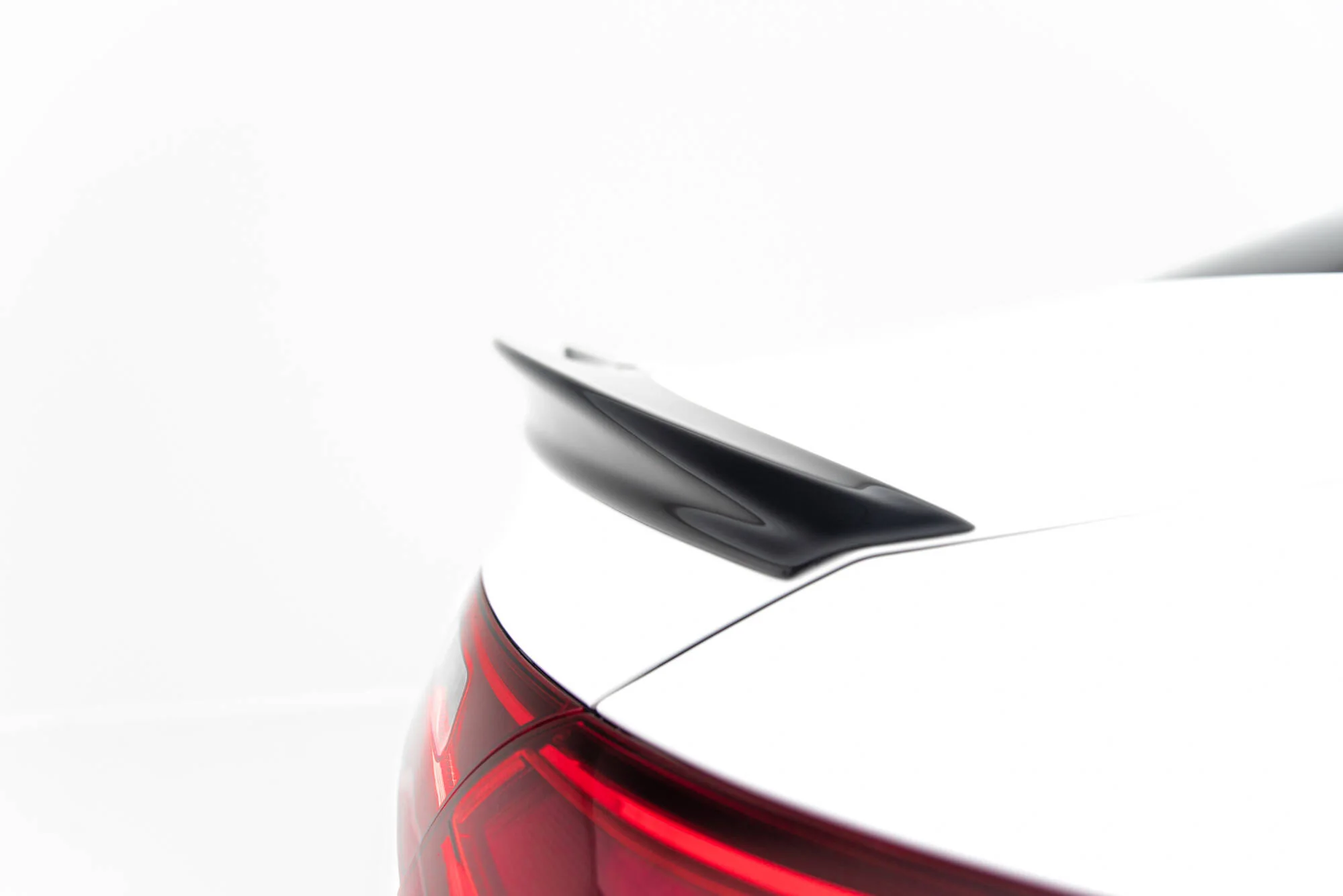SPOILER CAP 3D MERCEDES-BENZ CLA COUPE C118 - Image 3