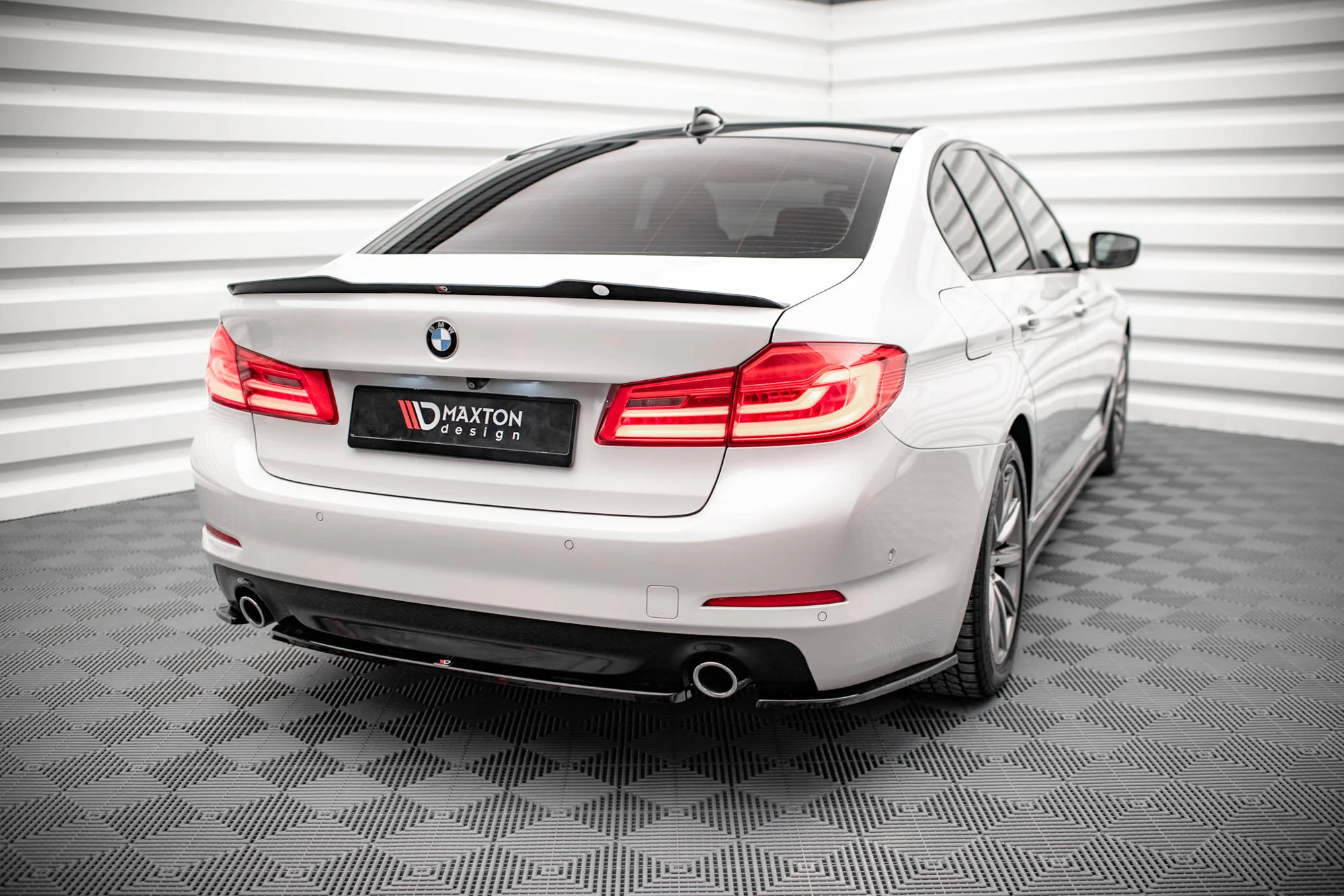 SPOILER CAP BMW 5 G30 - Image 3