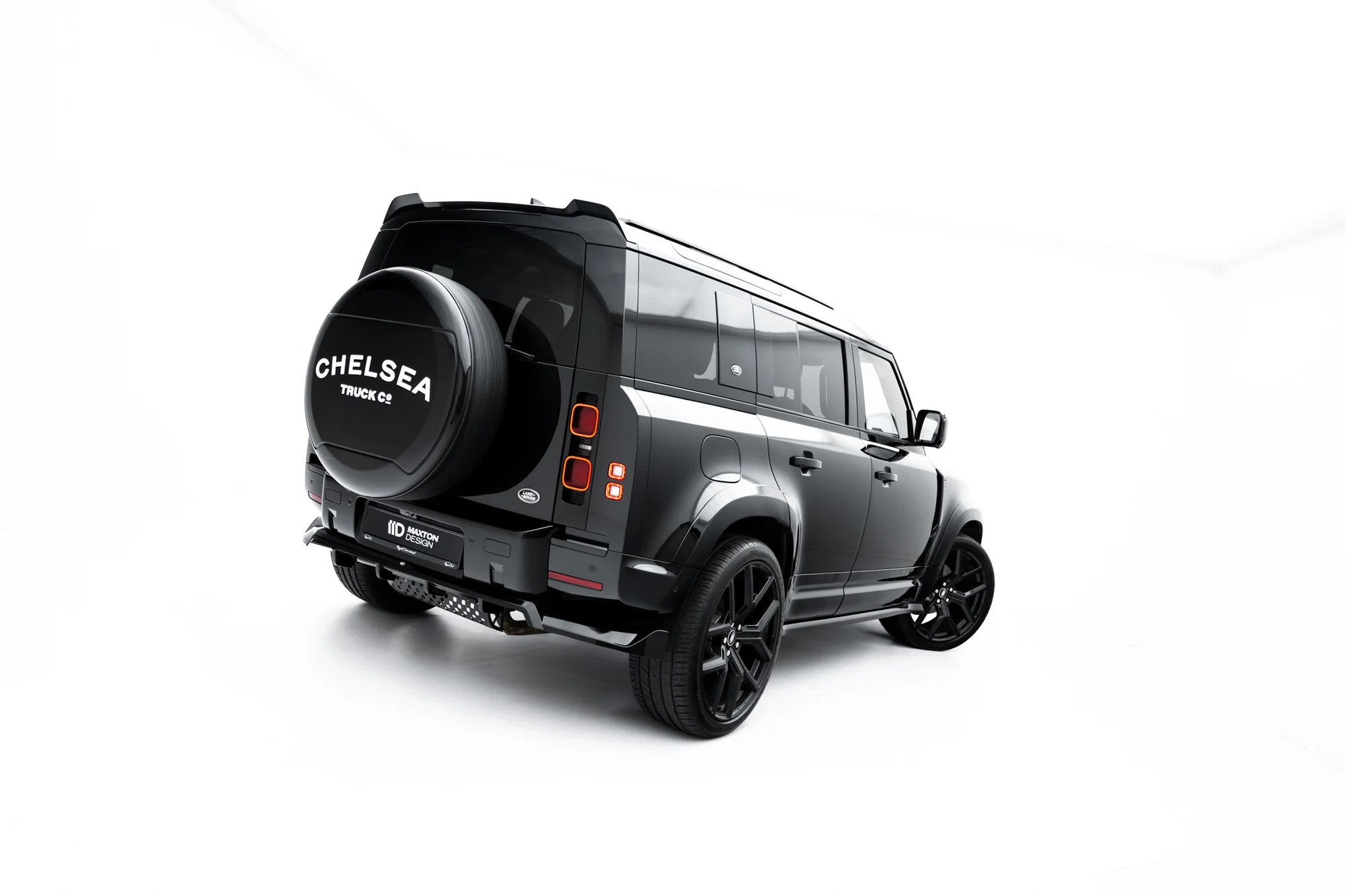 Spoiler Cap Land Rover Defender Mk4 - Image 3