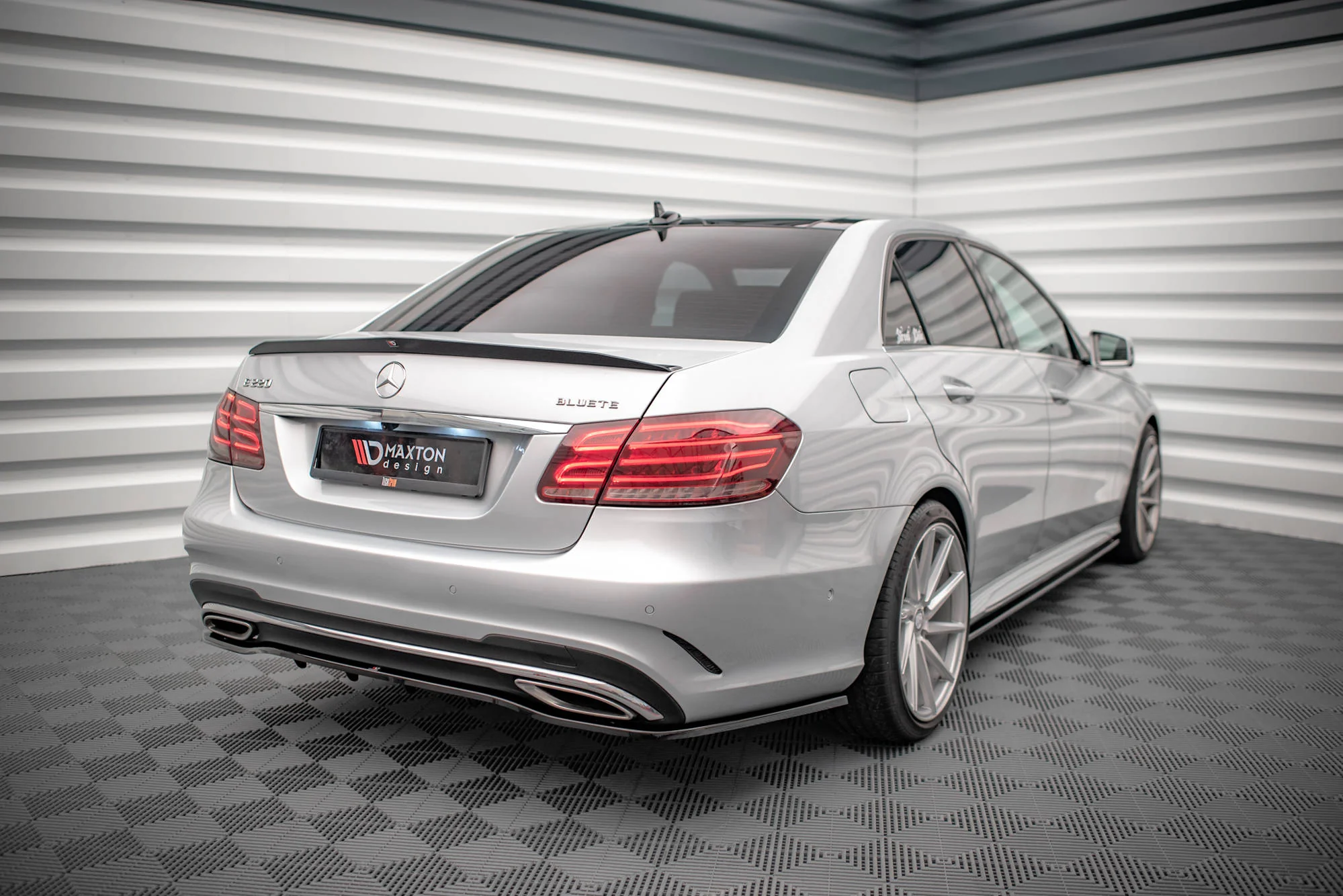 SPOILER CAP MERCEDES-BENZ E63 AMG SEDAN W212 FACELIFT - Image 5