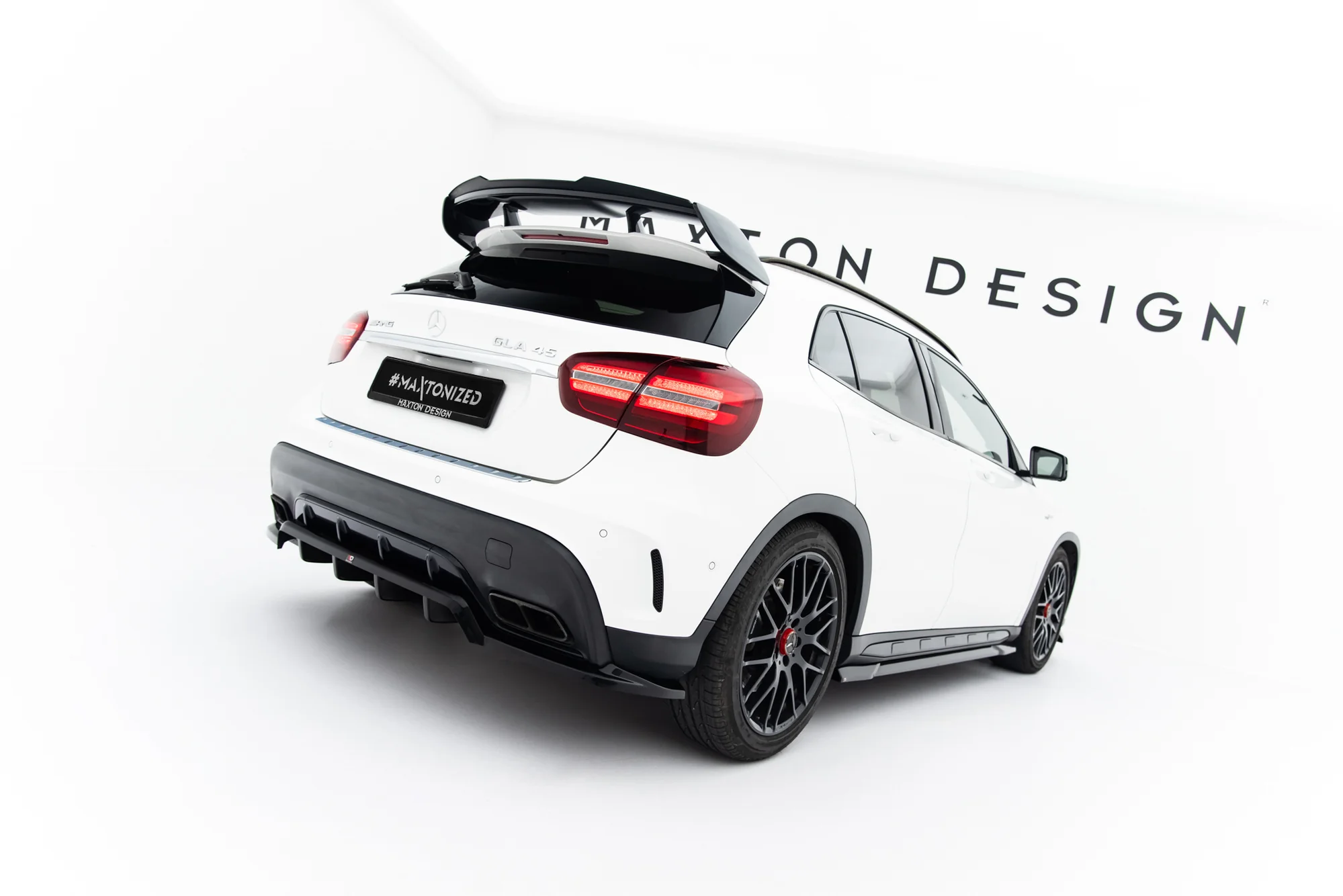 Spoiler Cap Mercedes-Benz GLA 45 AMG X156 Facelift - Image 3
