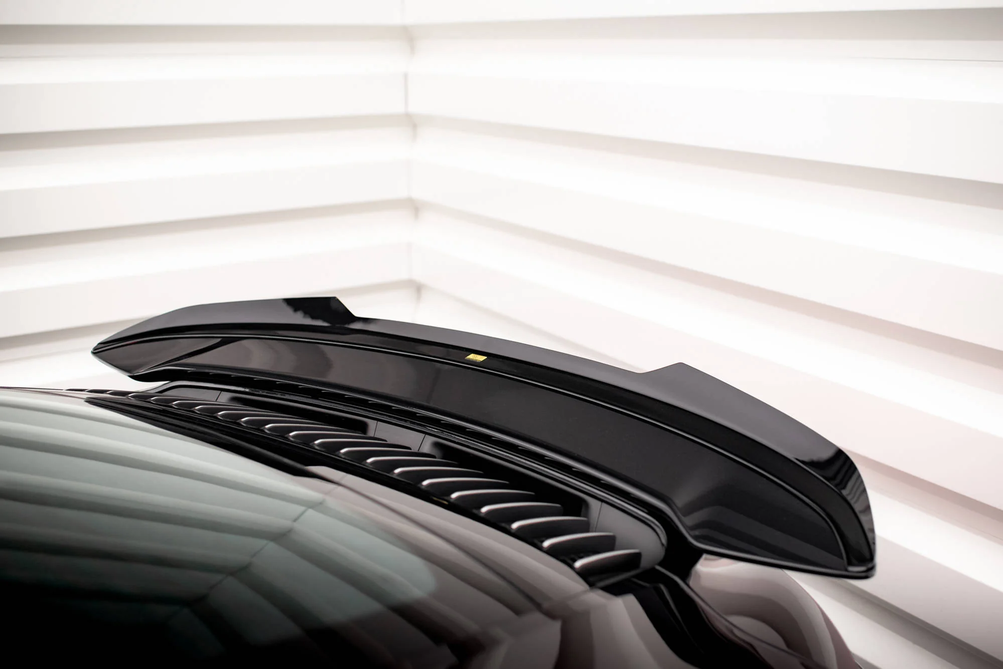 SPOILER CAP PORSCHE PORSCHE 911 TURBO S 992 - Image 4