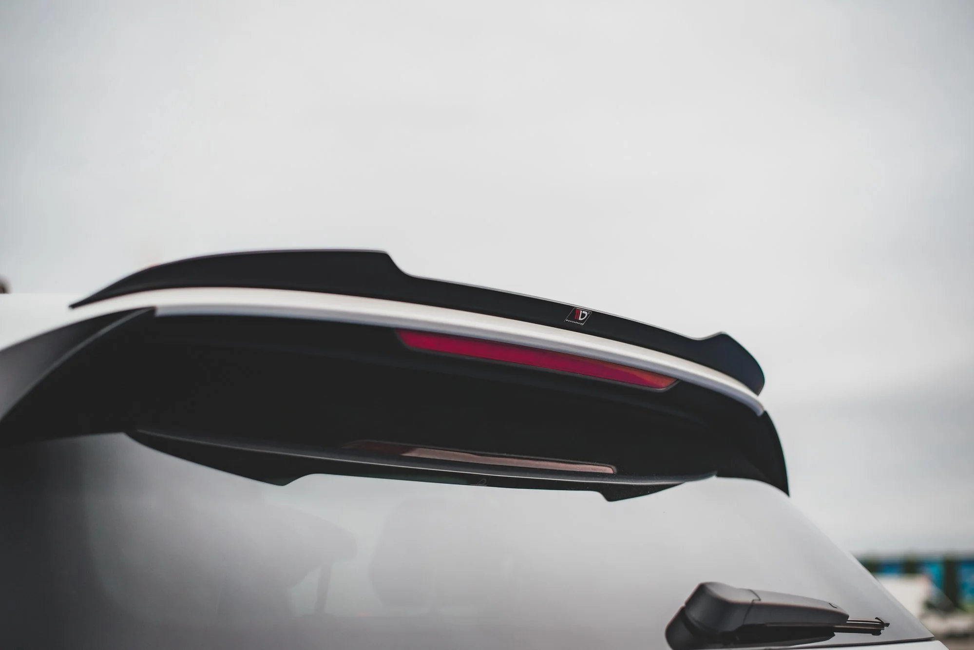 SPOILER CAP V.1 VOLKSWAGEN GOLF 8 GTI / R-LINE - Image 4