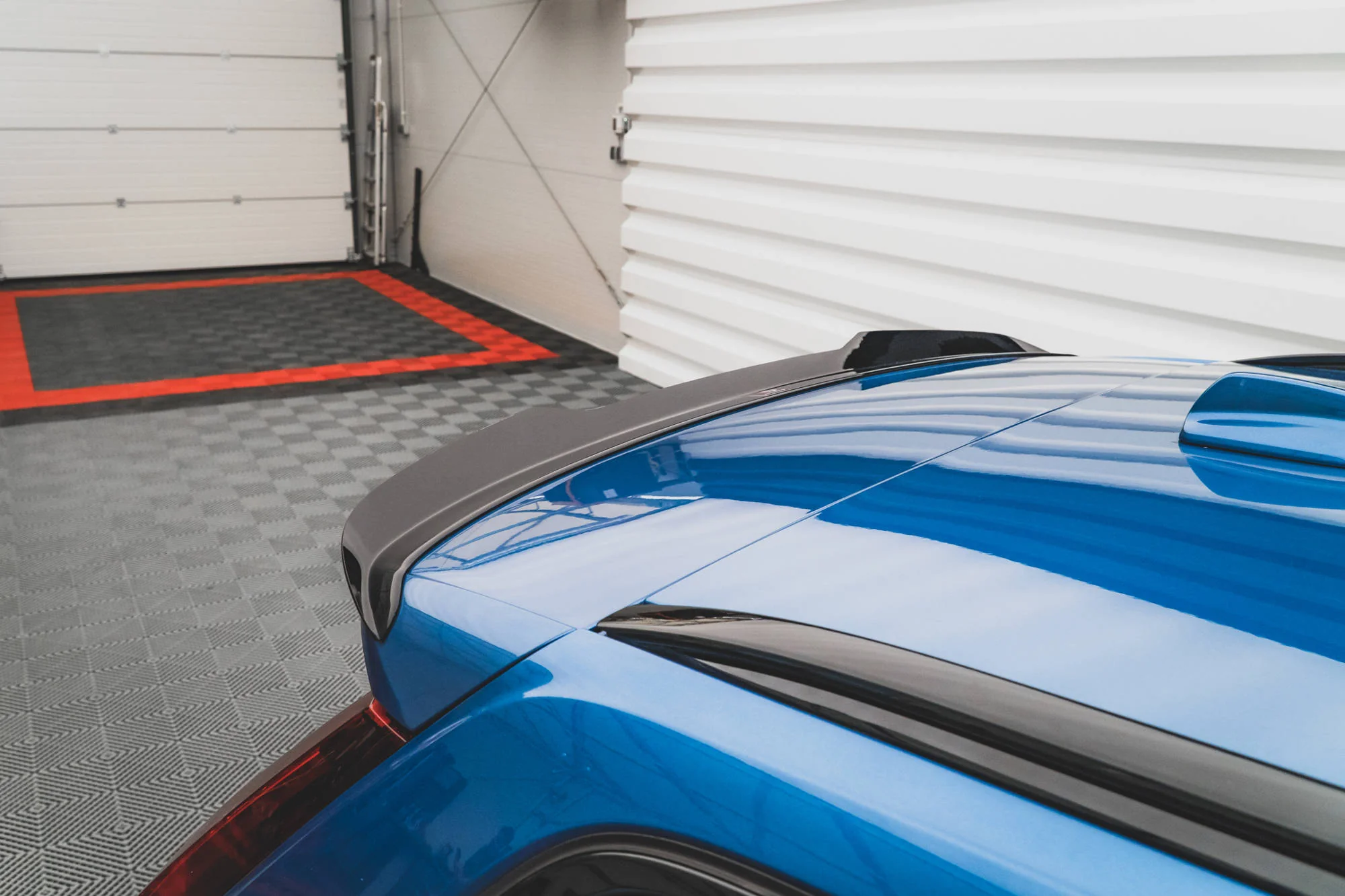 SPOILER CAP VOLVO V60 R-DESIGN MK2 - Image 3