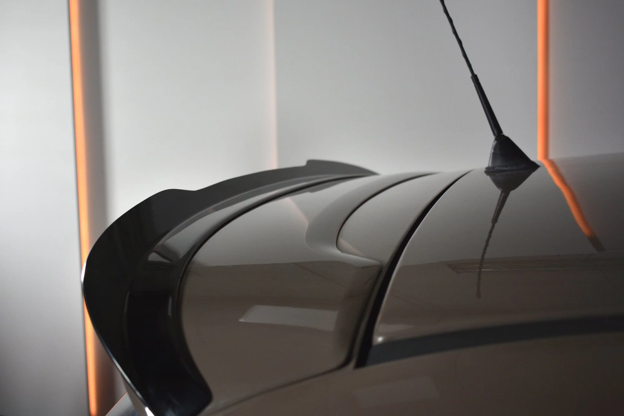 SPOILER EXTENSION FIAT 500 HATCHBACK SPORT PREFACE - Image 3