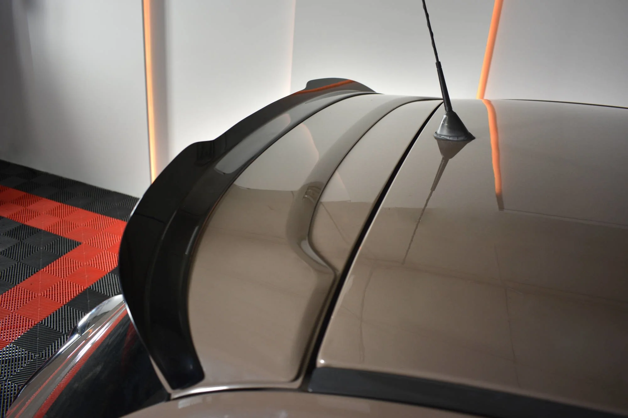 SPOILER EXTENSION FIAT 500 HATCHBACK SPORT PREFACE - Image 4