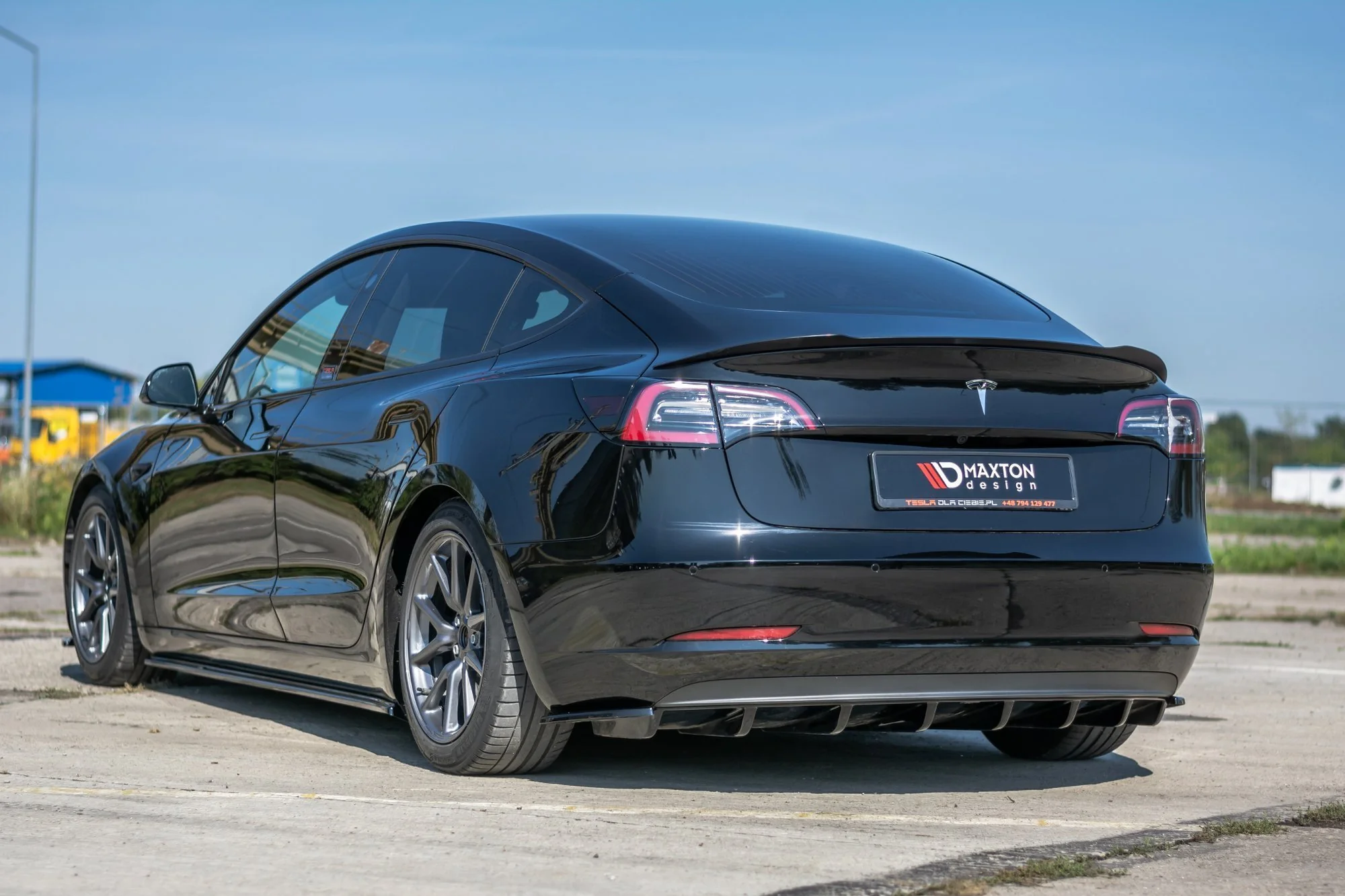 SPOILER EXTENSION TESLA MODEL 3 - Image 3