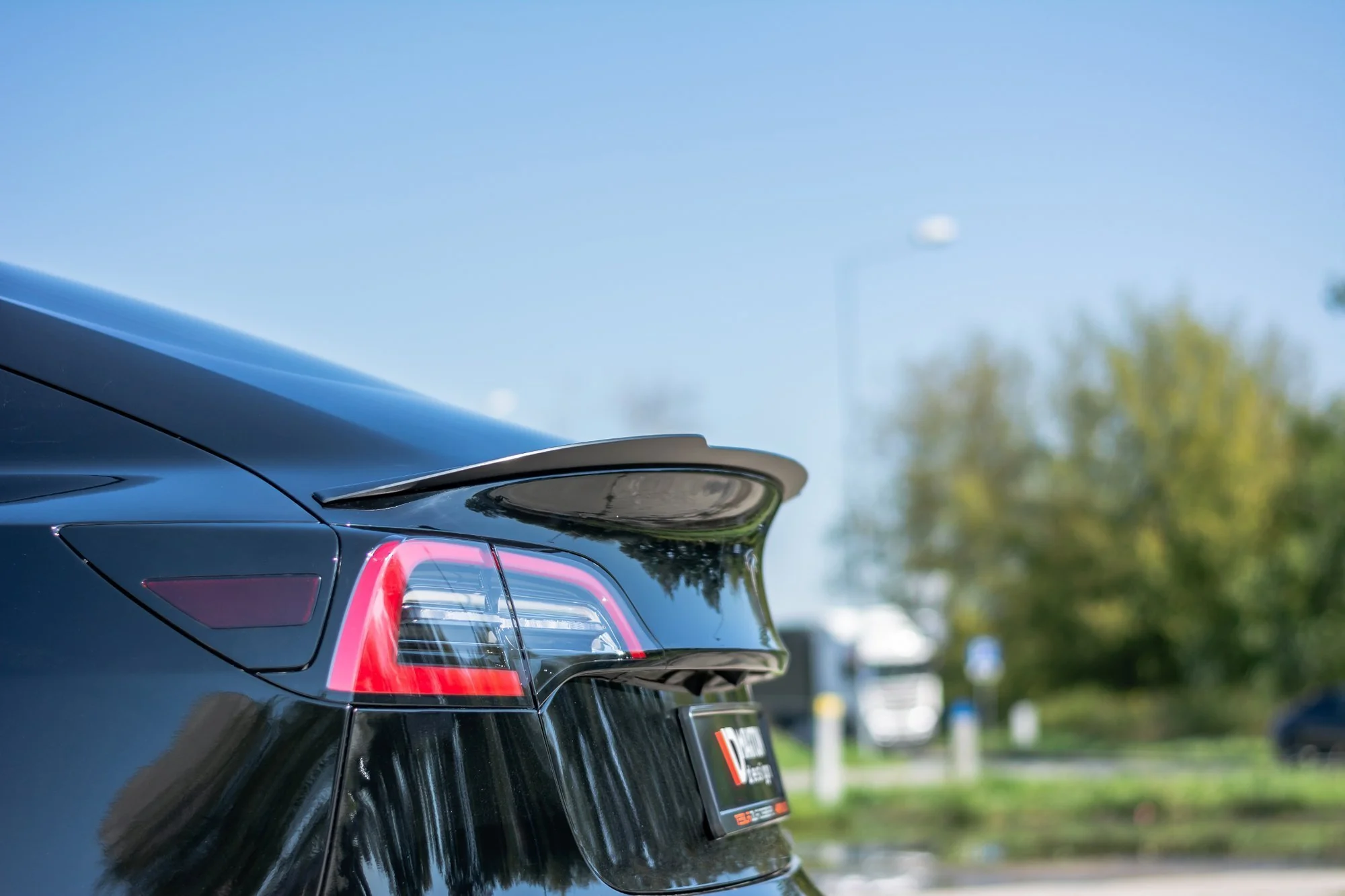 SPOILER EXTENSION TESLA MODEL 3 - Image 4