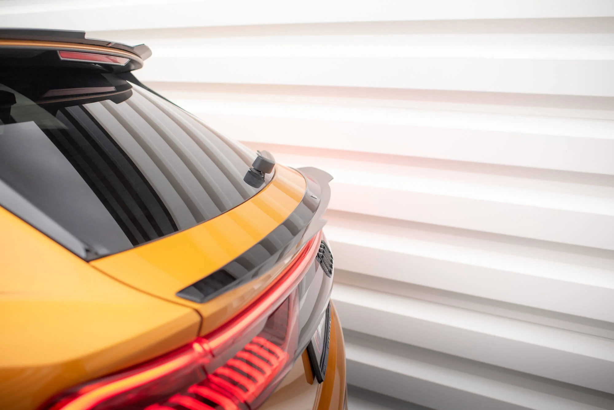 LOWER SPOILER CAP AUDI Q8 S-LINE / SQ8 MK1 - Image 4