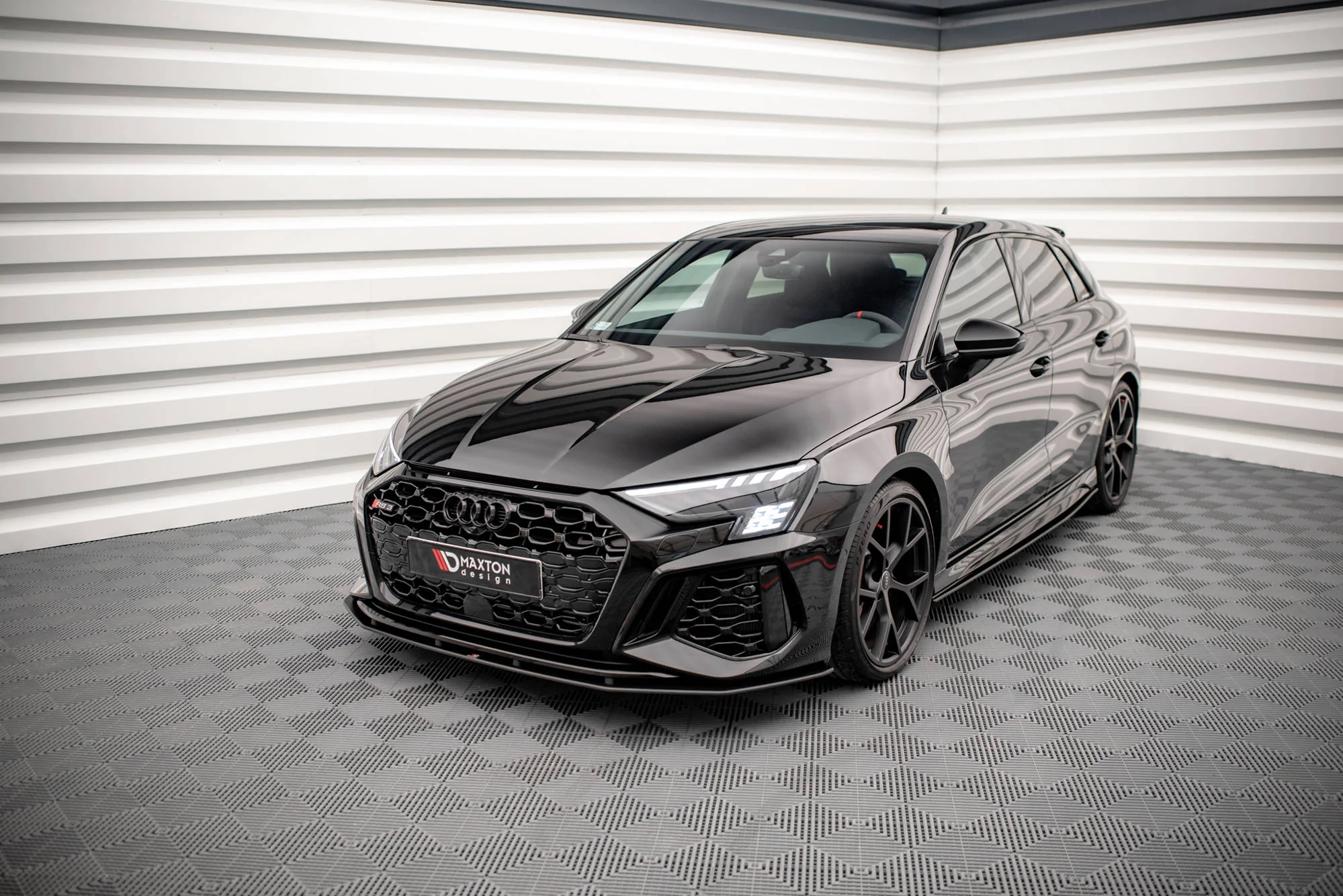 STREET PRO FRONT SPLITTER AUDI RS3 SPORTBACK / SEDAN 8Y - Image 5