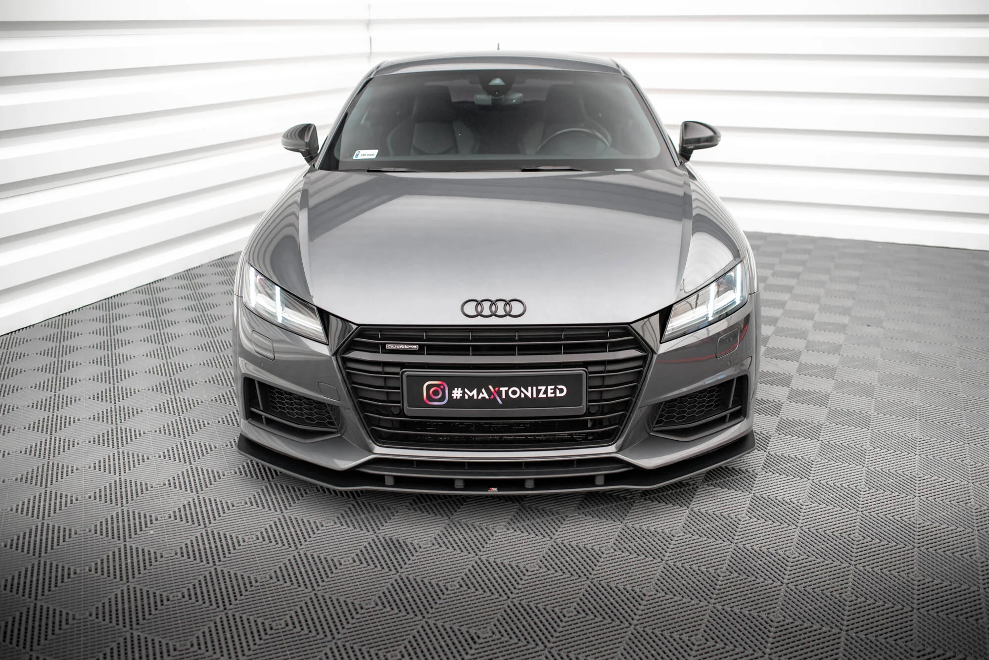 Street Pro Front Splitter Audi TT S / S-Line 8S - Image 2