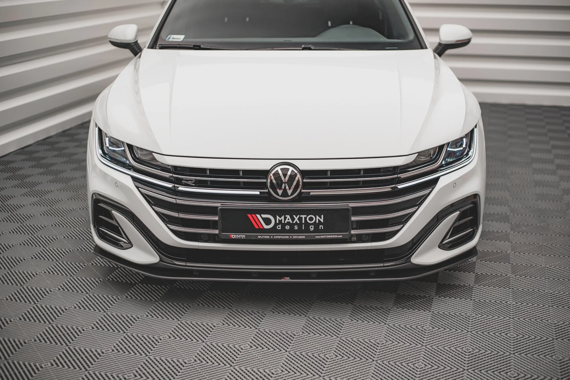STREET PRO FRONT SPLITTER VOLKSWAGEN ARTEON R-LINE FACELIFT - Image 3