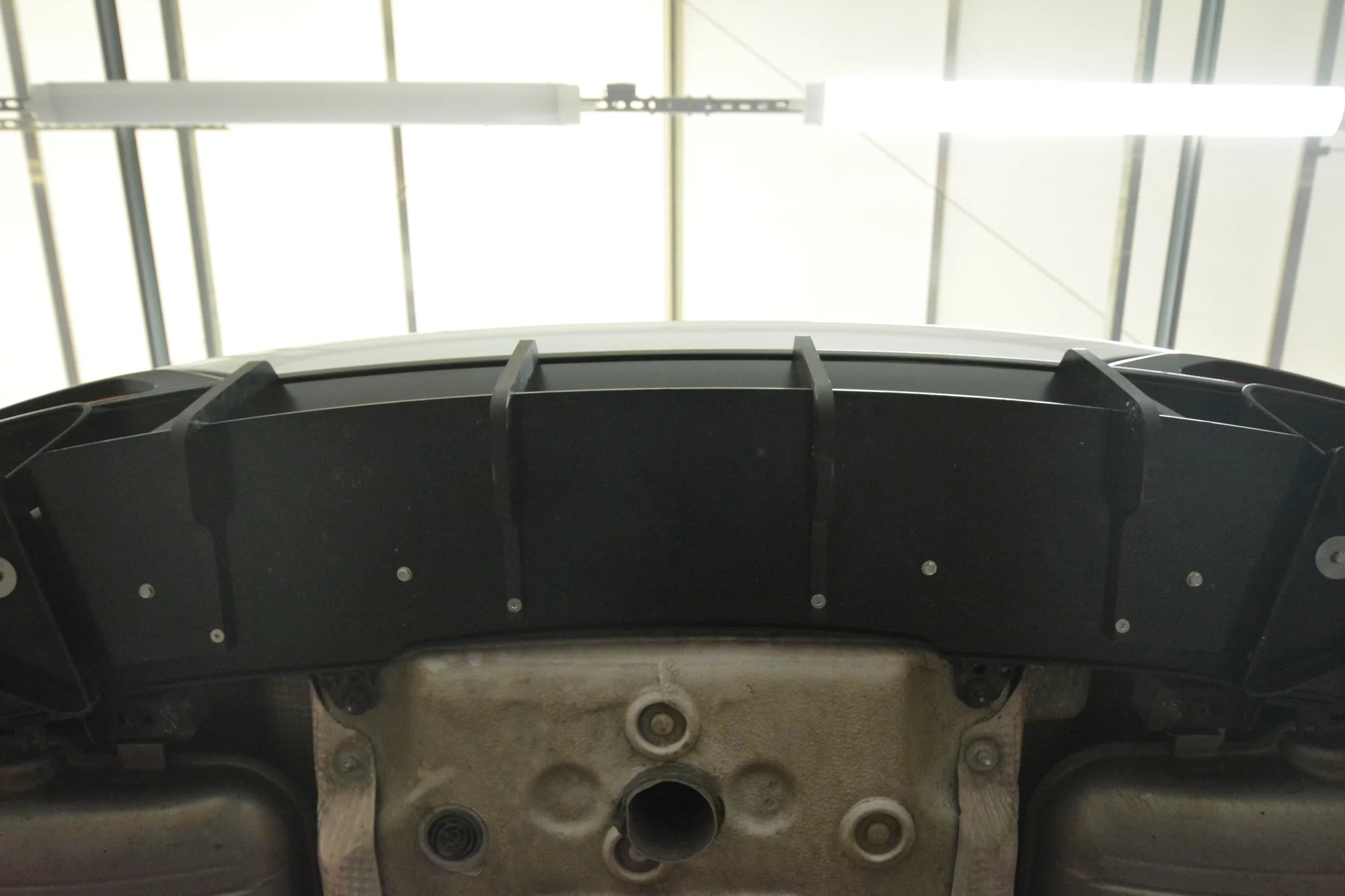 STREET PRO REAR DIFFUSER AUDI A4 B9 FACELIFT - Image 8