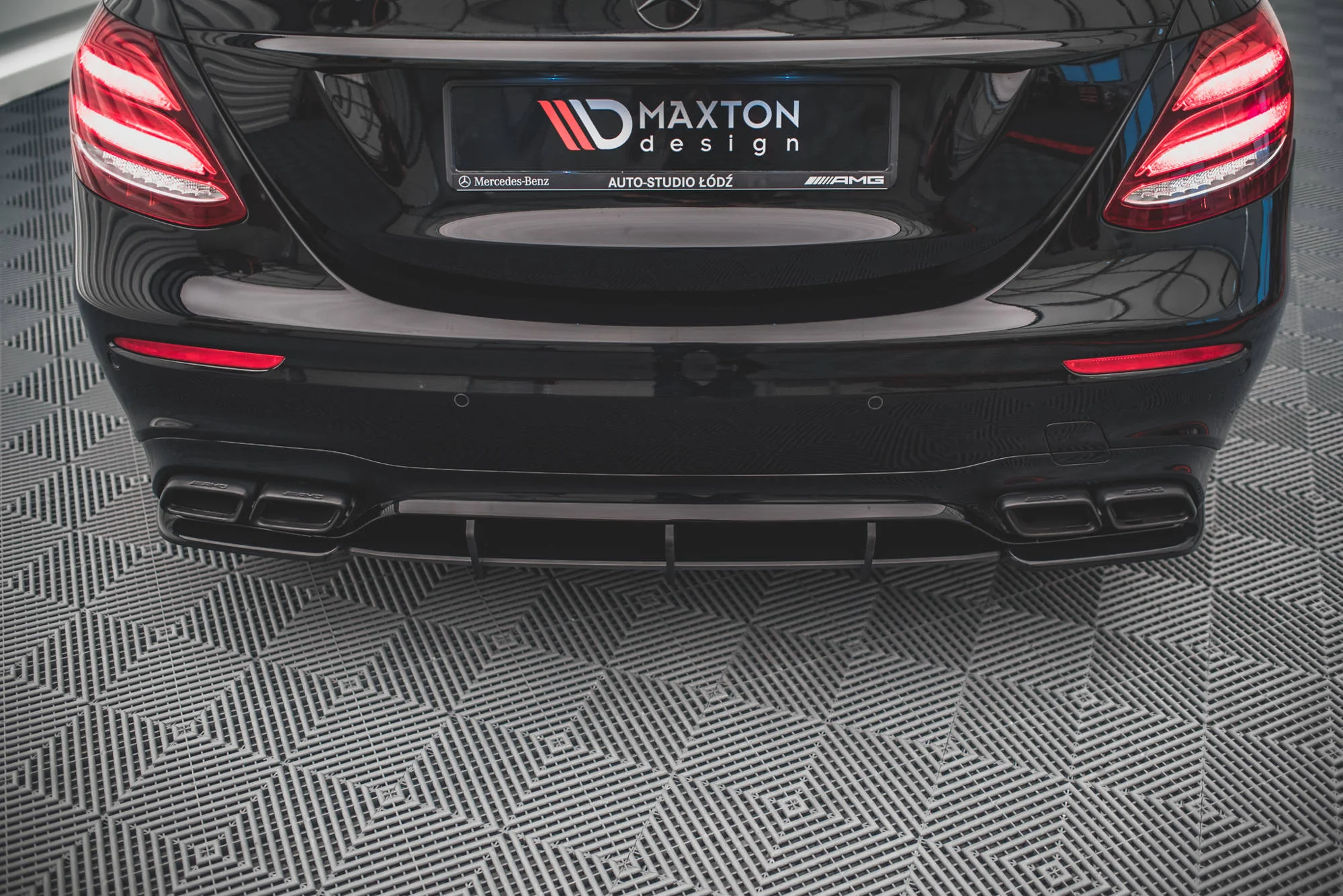 STREET PRO REAR DIFFUSER MERCEDES-BENZ E63 AMG ESTATE/SEDAN S213/W213 - Image 3