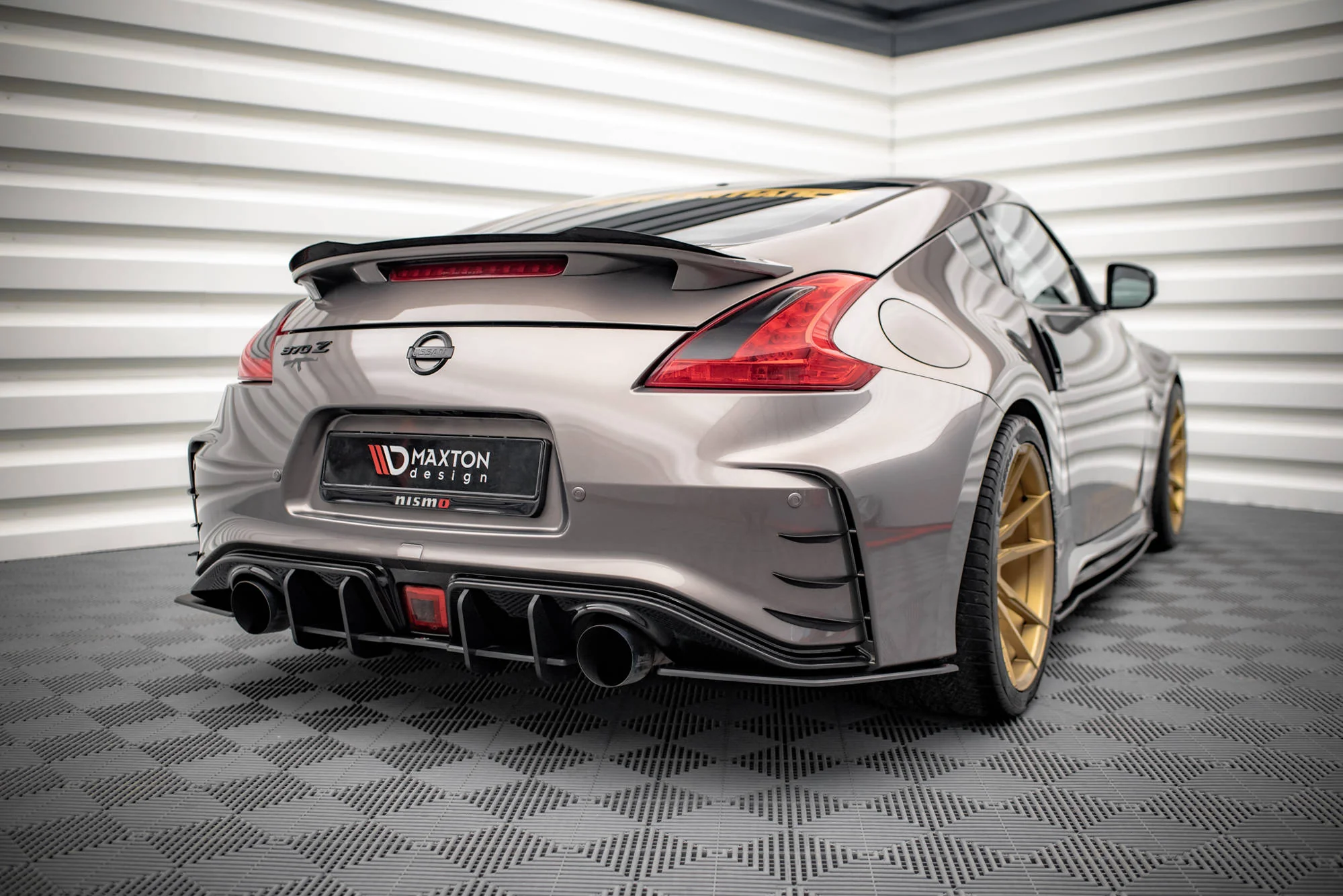STREET PRO REAR DIFFUSER NISSAN 370Z NISMO FACELIFT - Image 4