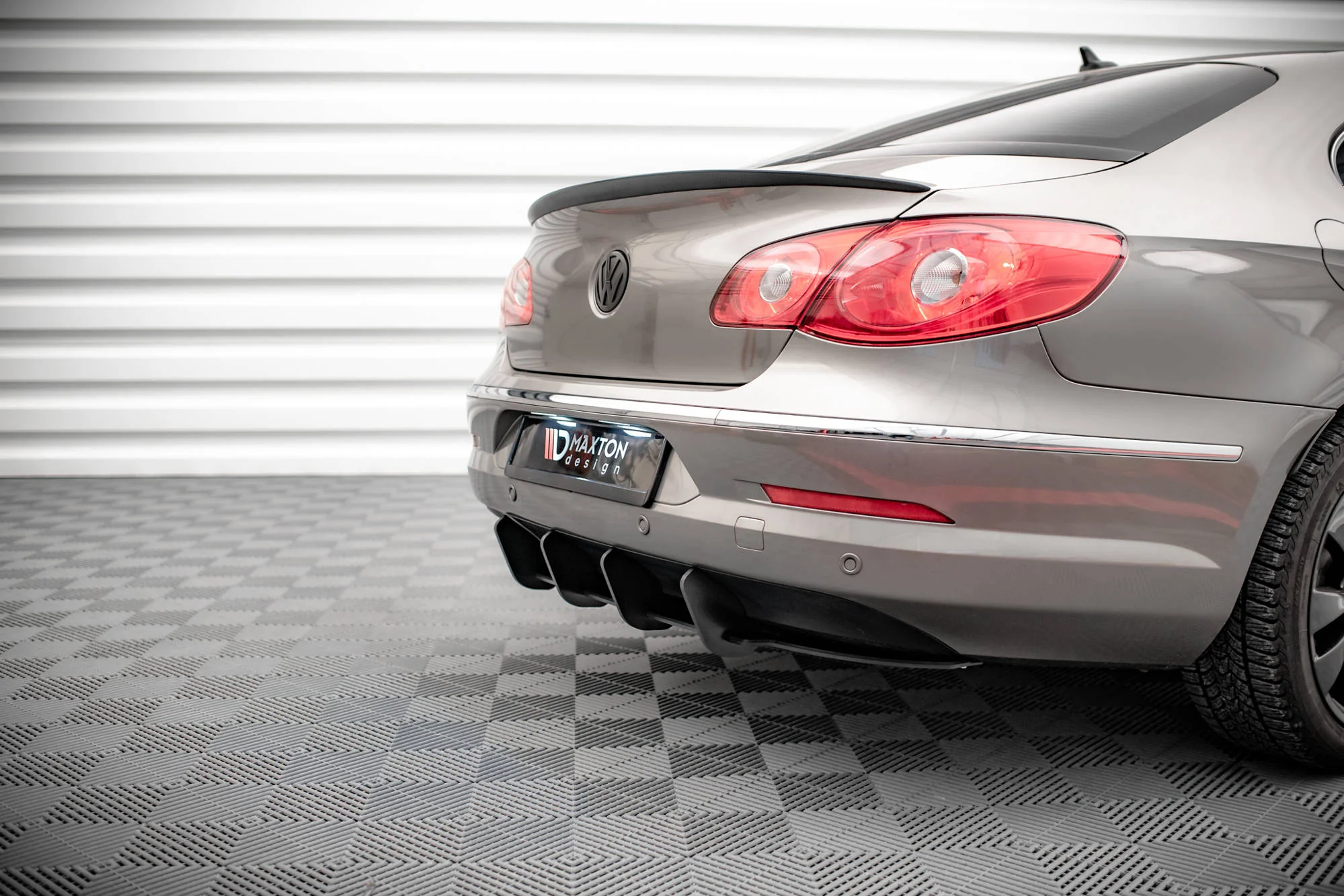 STREET PRO REAR DIFFUSER VOLKSWAGEN PASSAT CC - Image 3